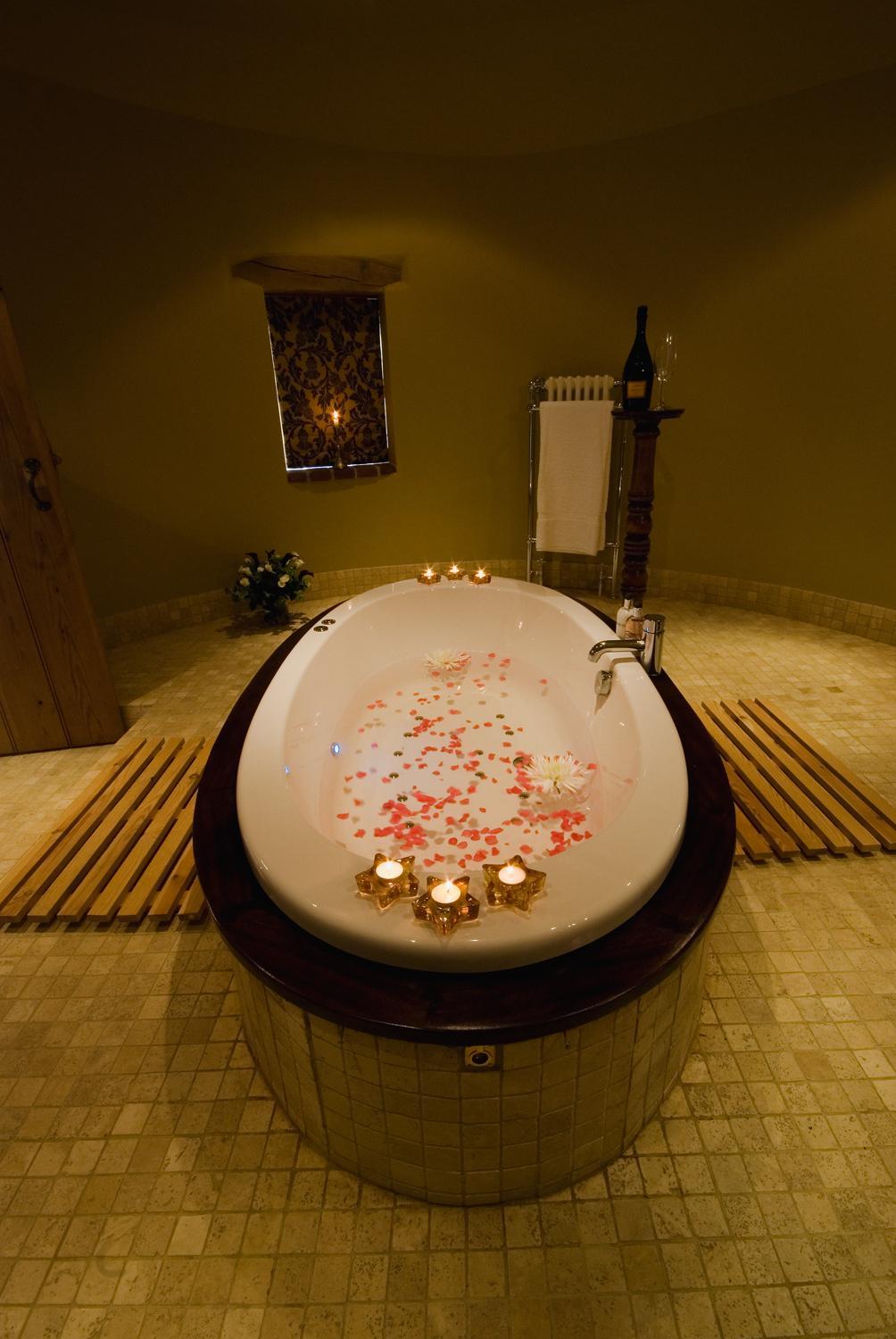 Executive Suite - Photo 6