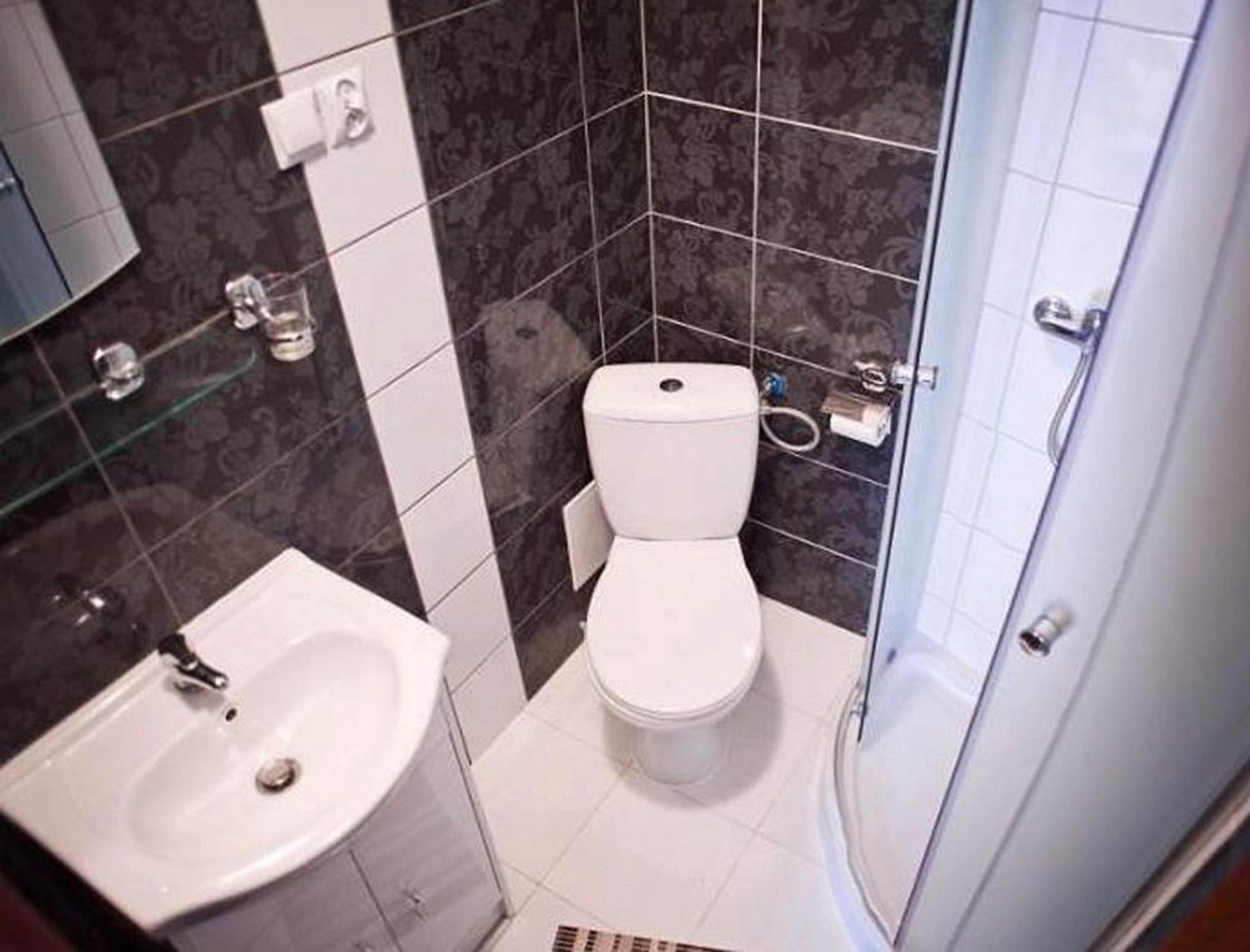 Double or Twin Room - Photo 4