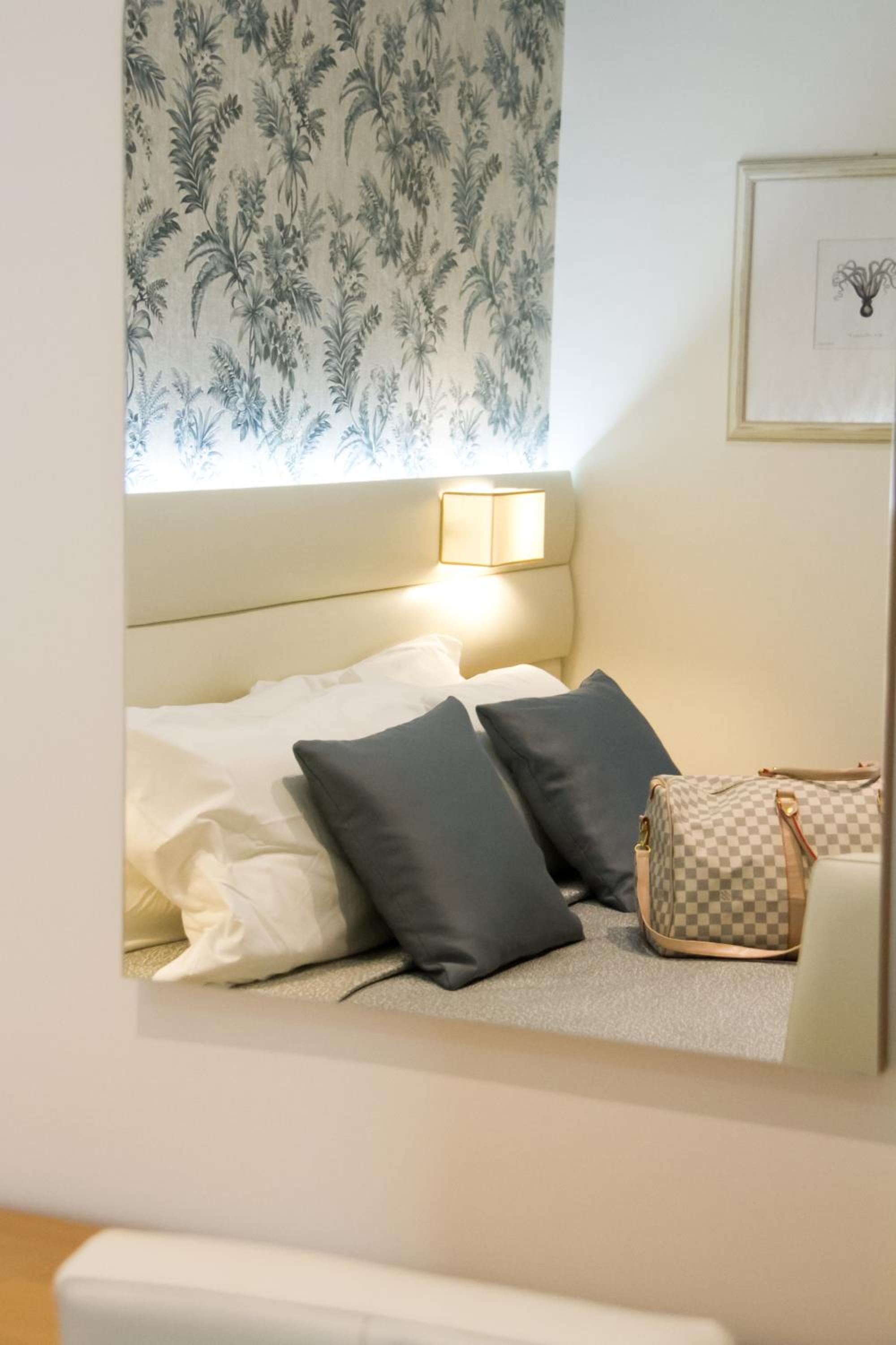 Double Room with Balcony photo 3