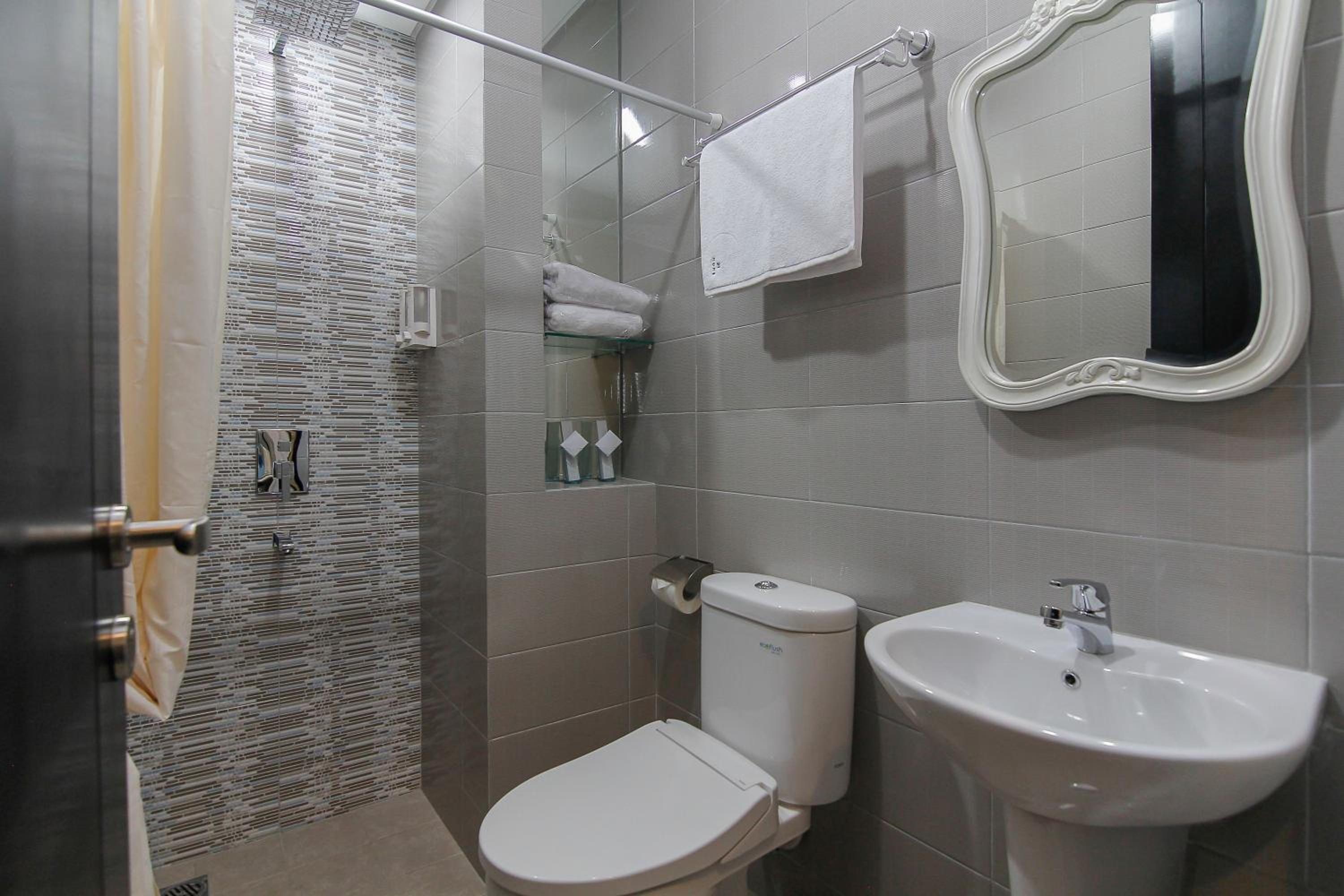 Deluxe Room - Photo 2
