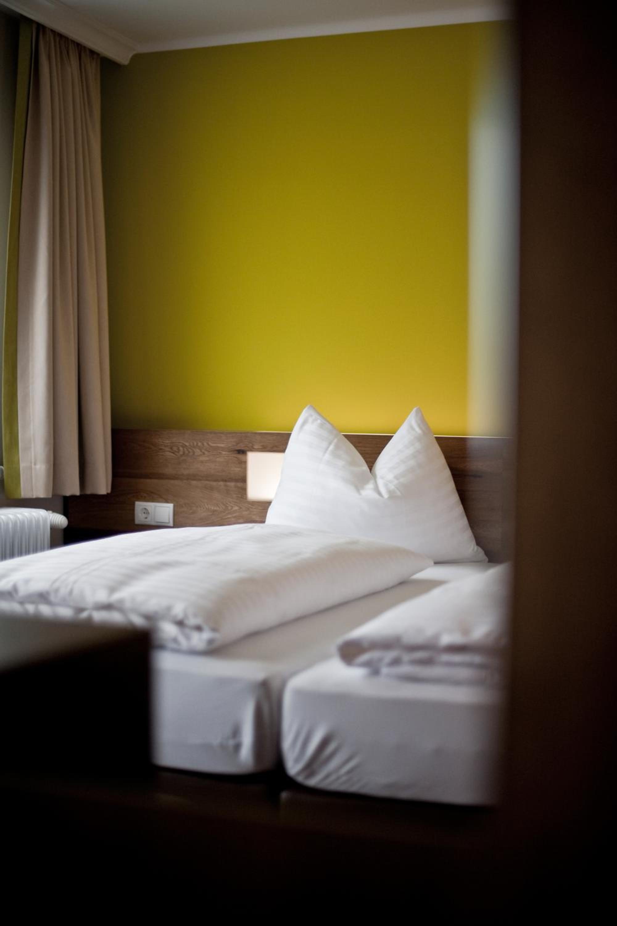 Double Room - Photo 12