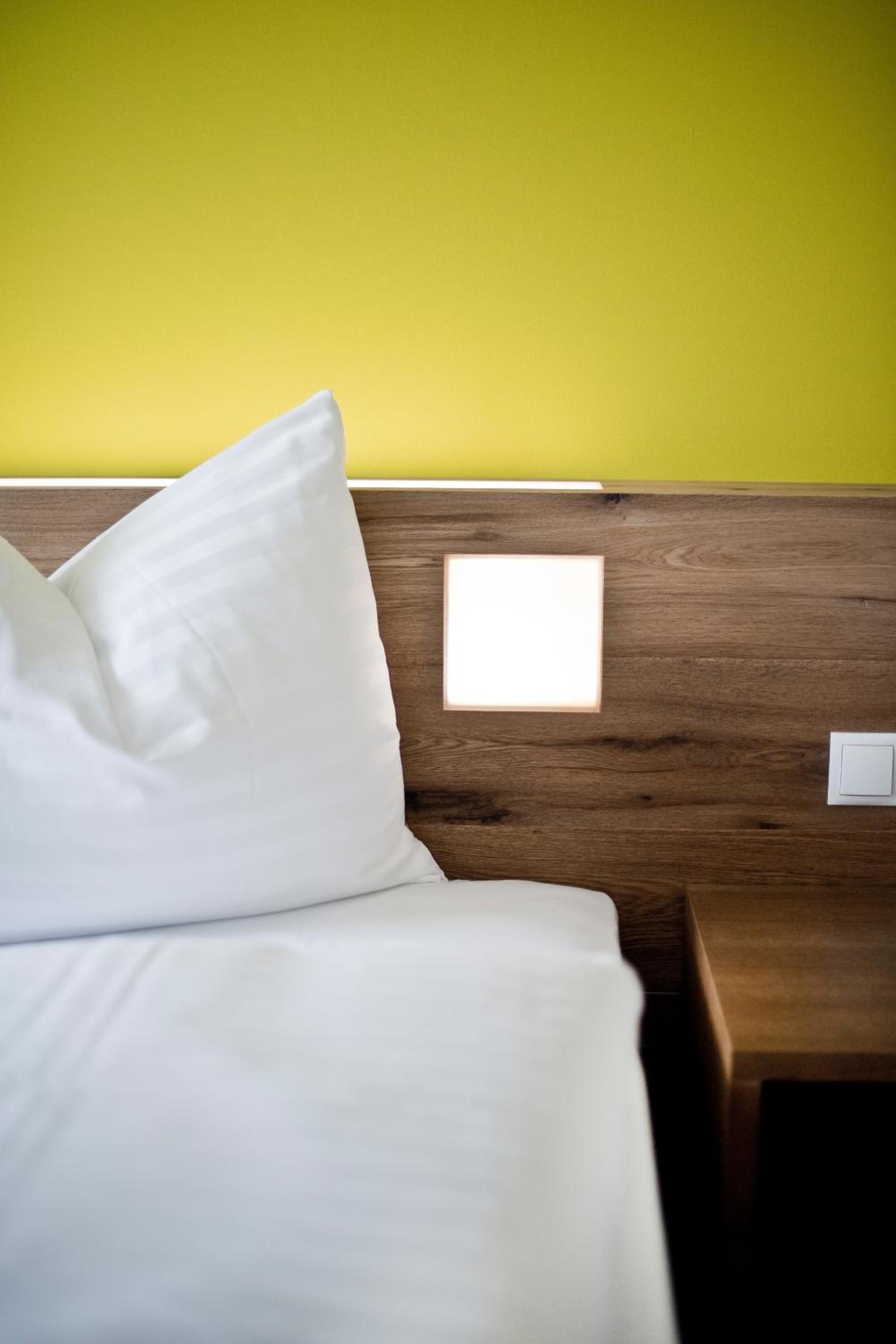 Double Room - Photo 10