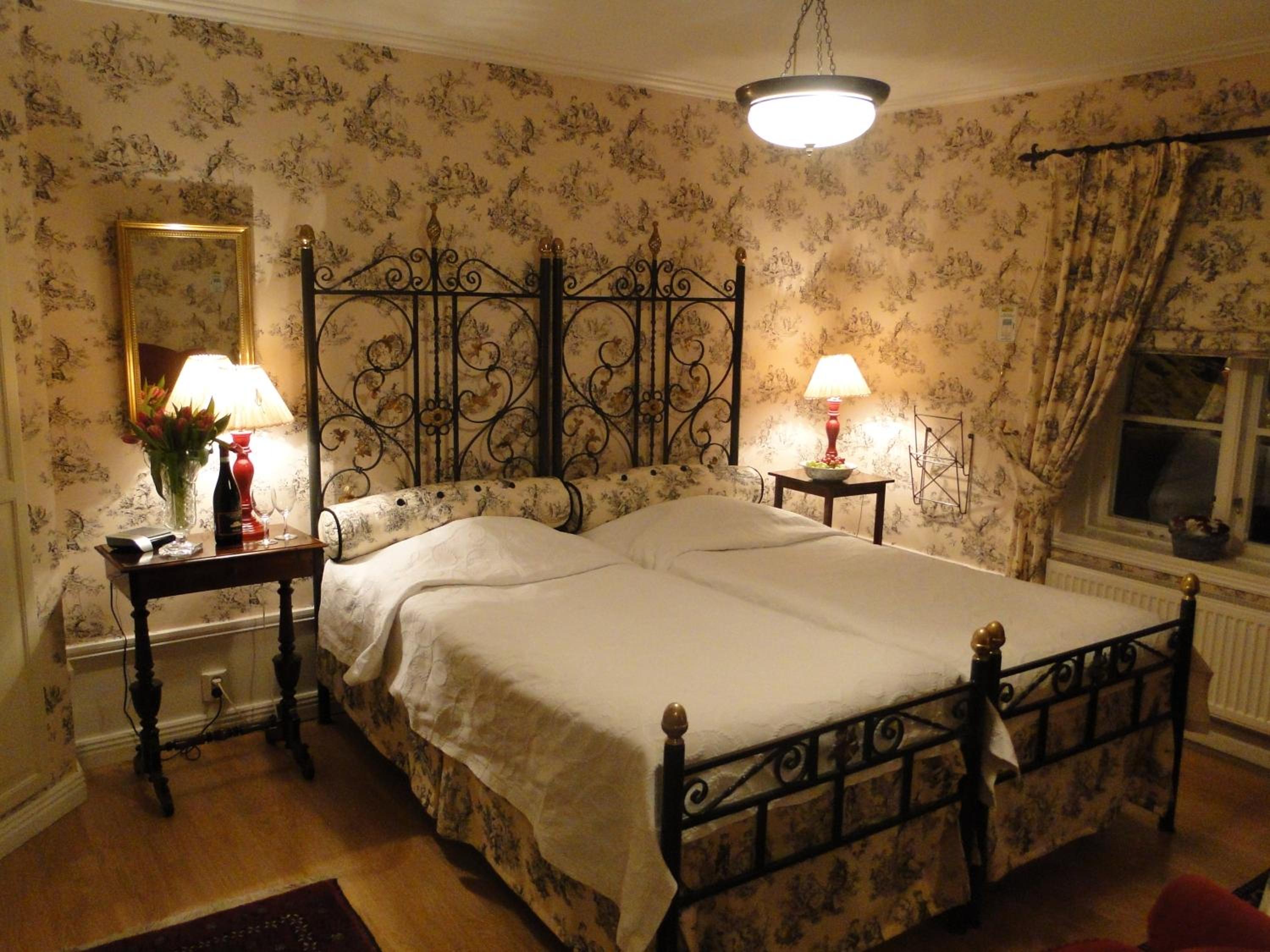 Double or Twin Room photo 3