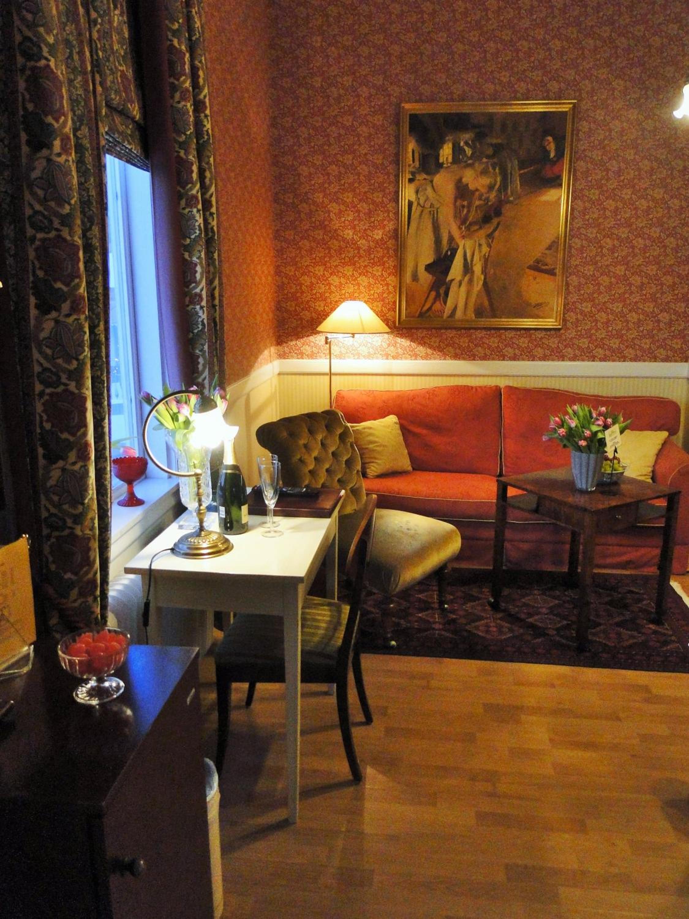 Single Room photo 1