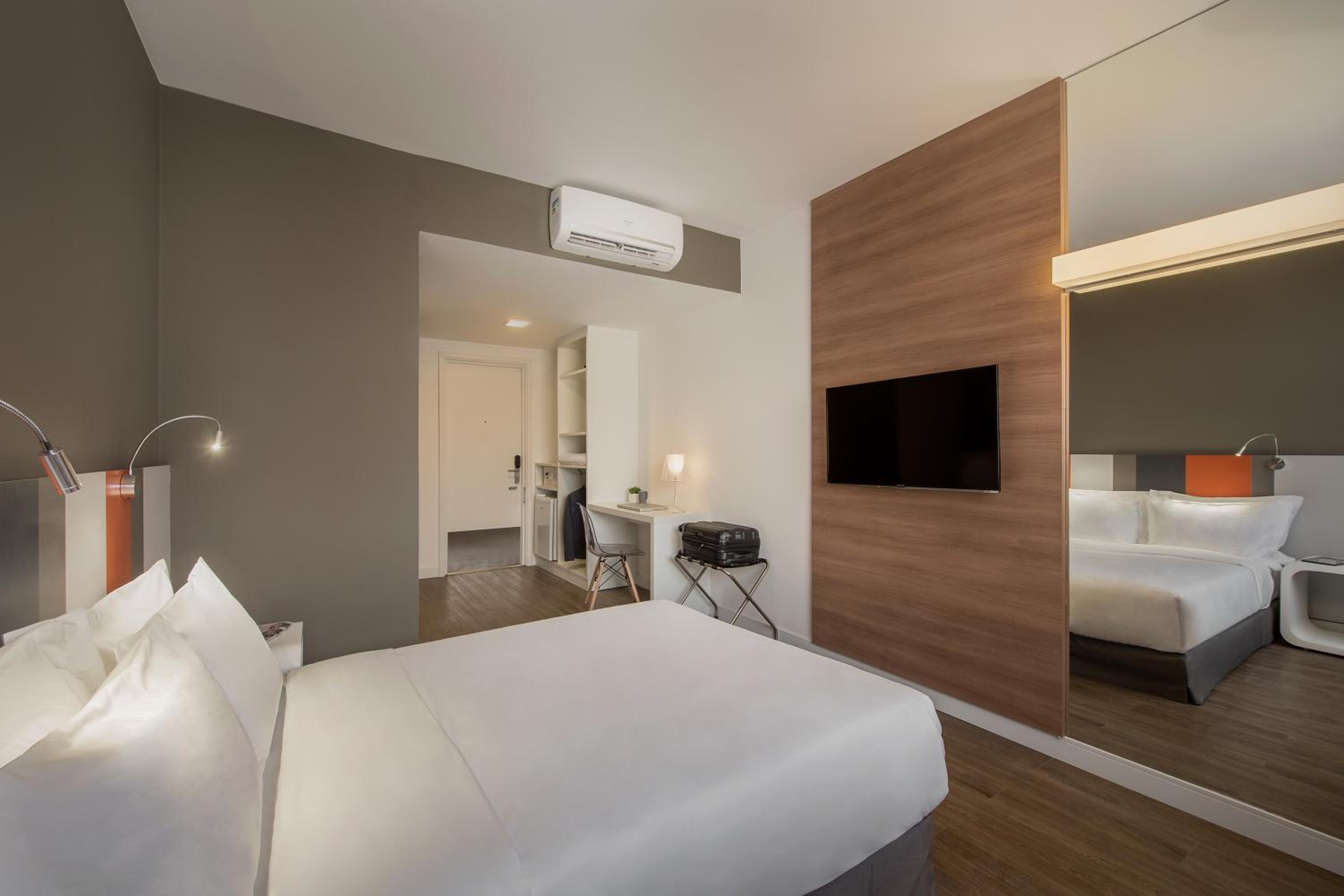 Standard PwD Disability Access - 1 Double Bed photo 2