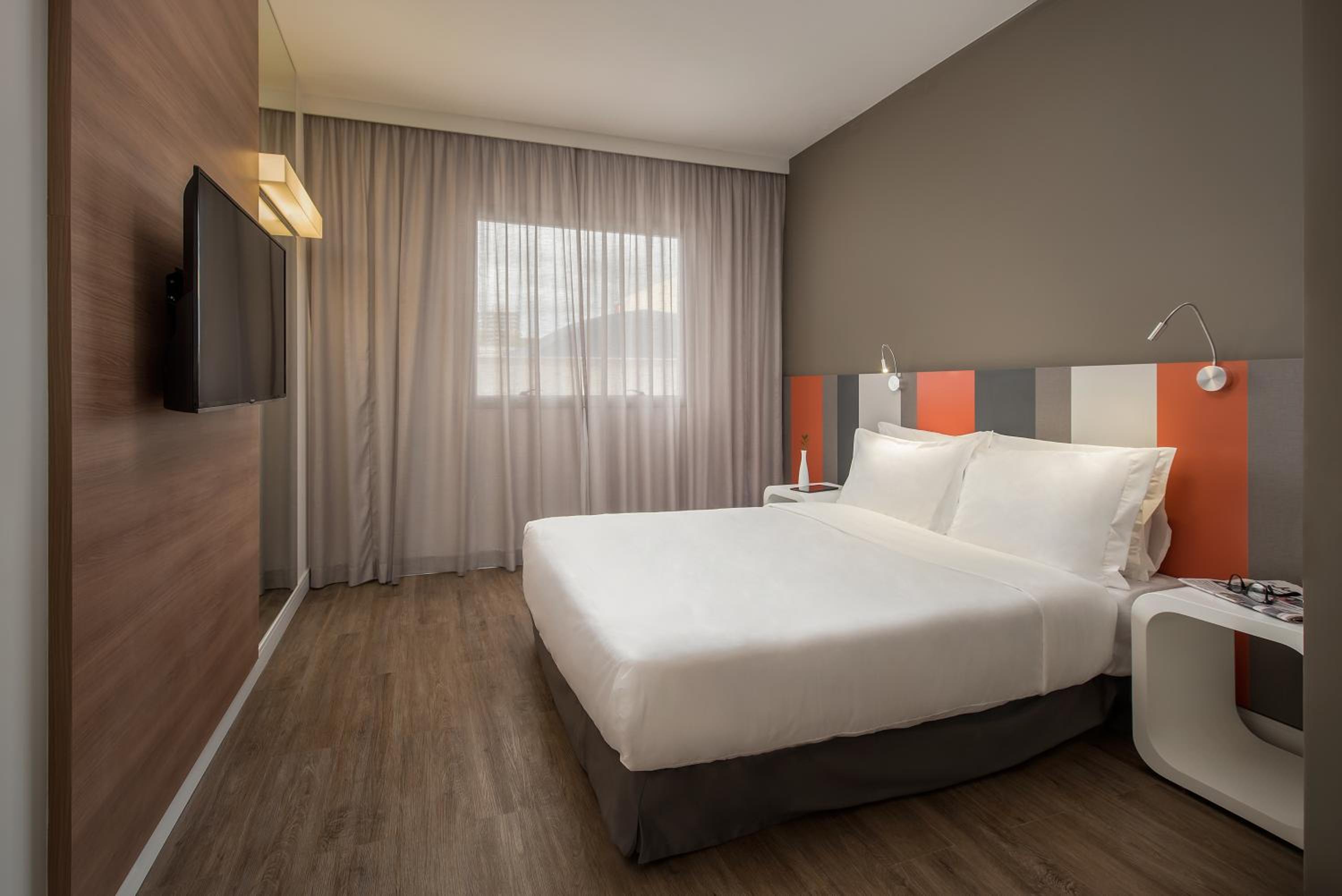 Standard PwD Disability Access - 1 Double Bed