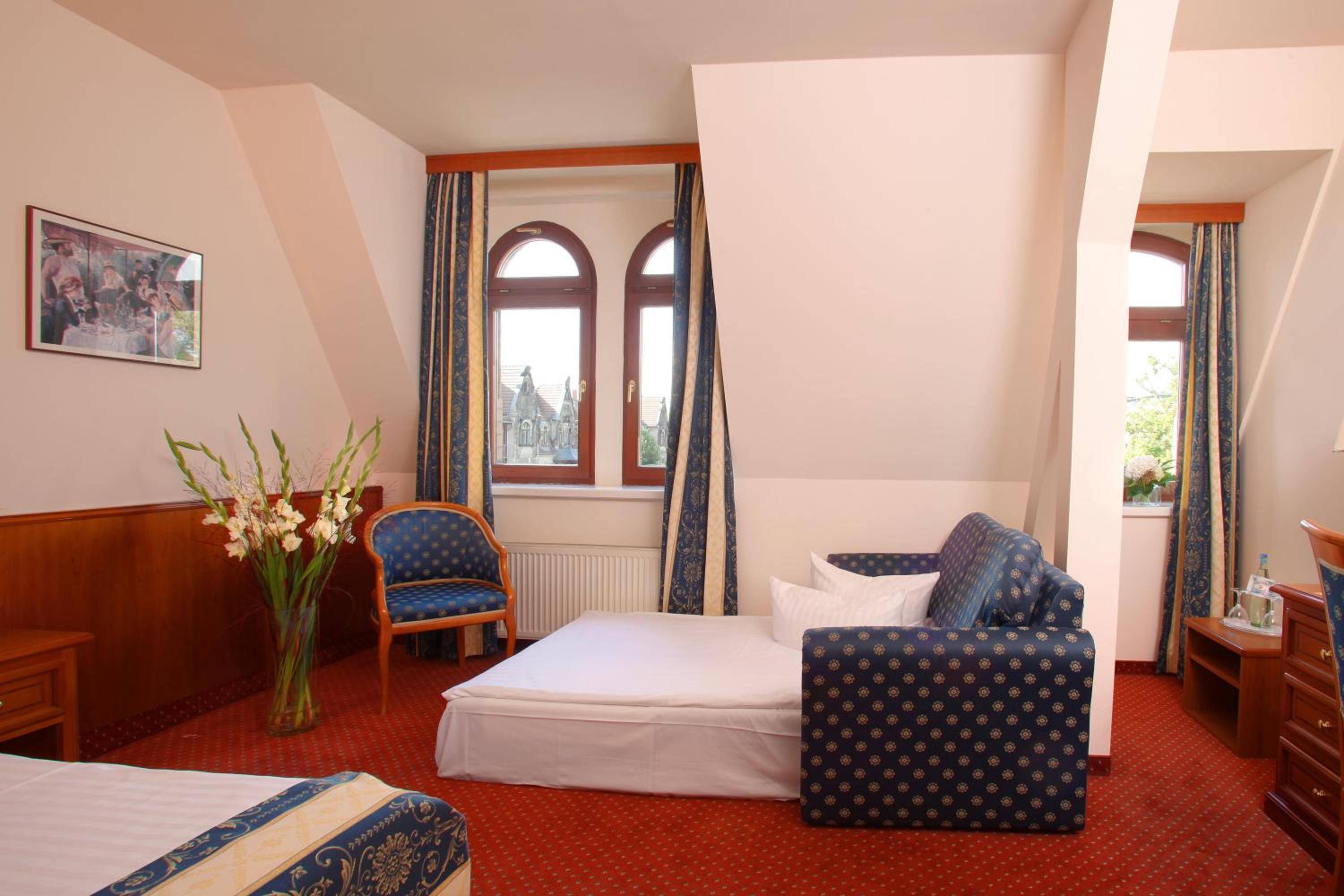 Single Room - Photo 1