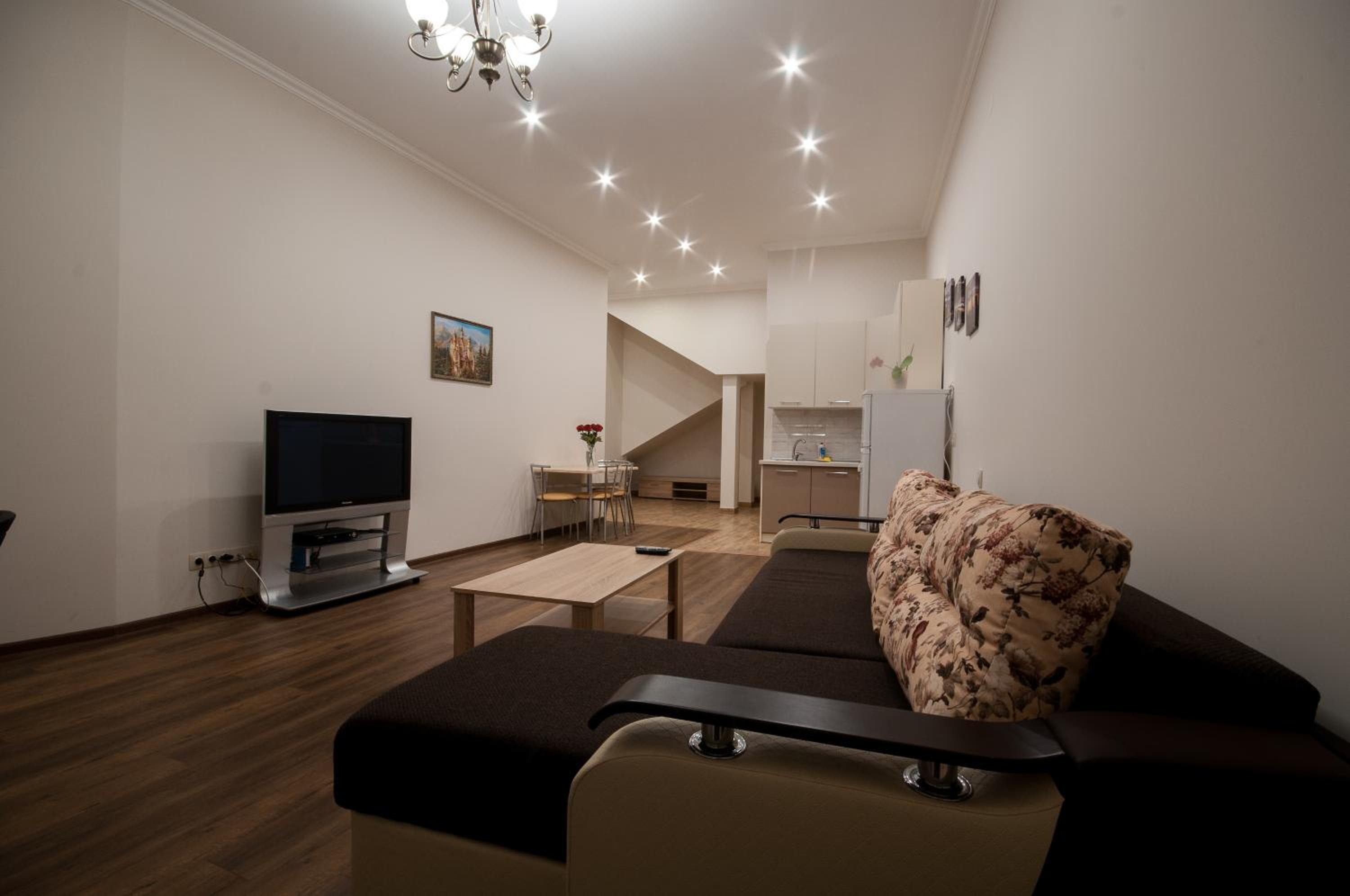 Apartment photo 3
