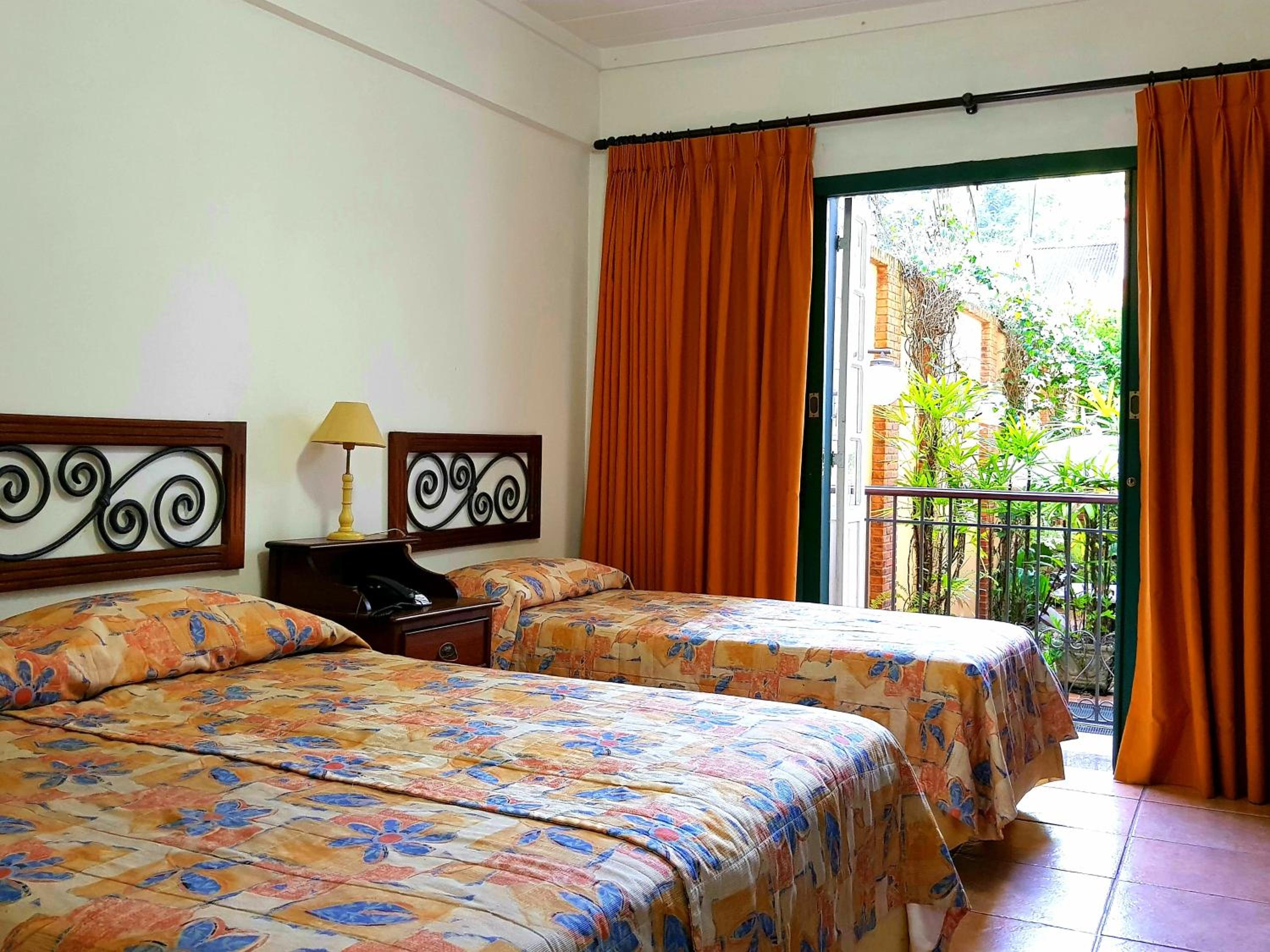 Comfort Triple Room