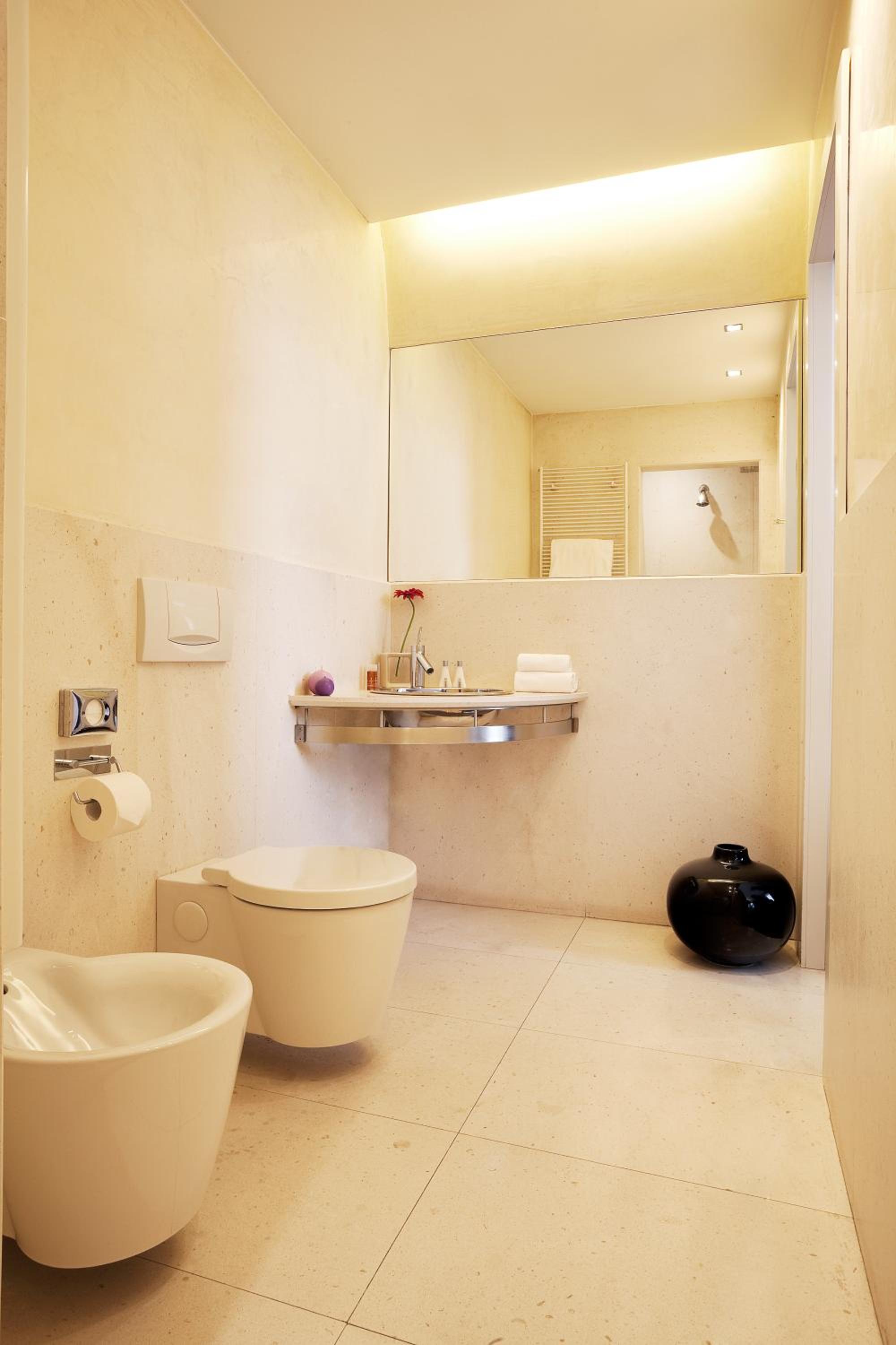 Standard Double Room photo 2