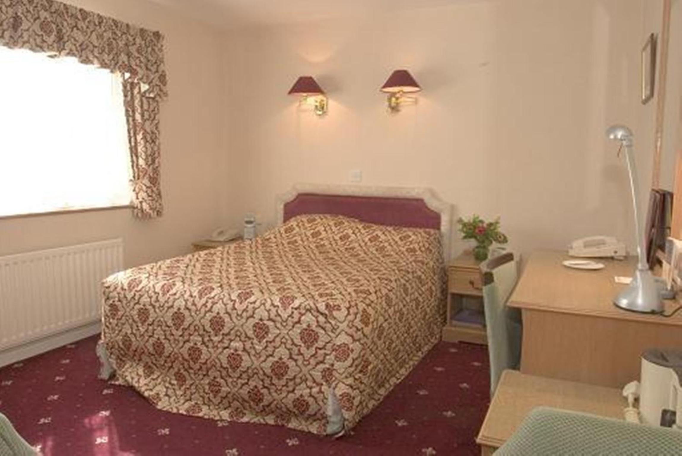 Double Room - Photo 2
