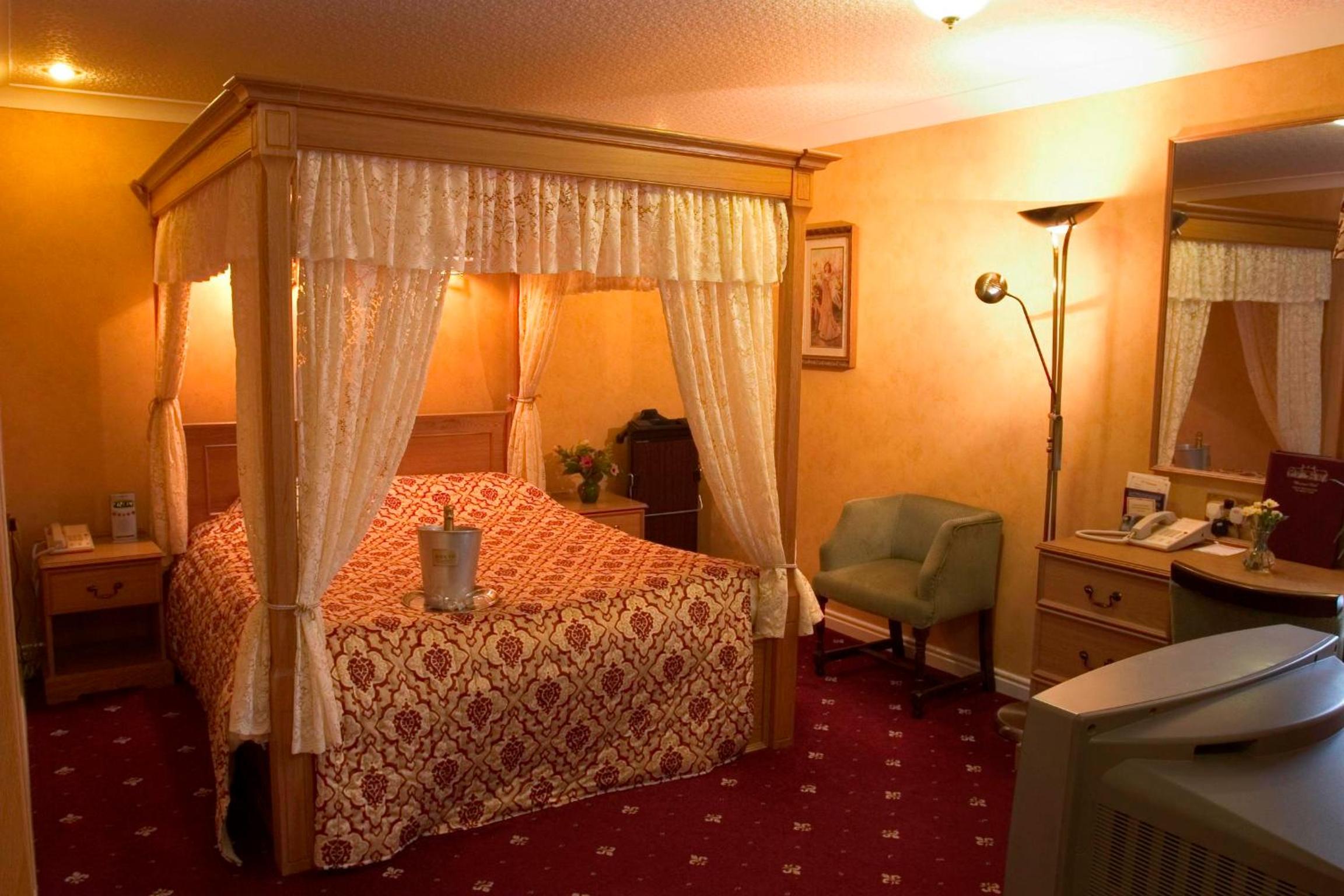 Double Room - Photo 3