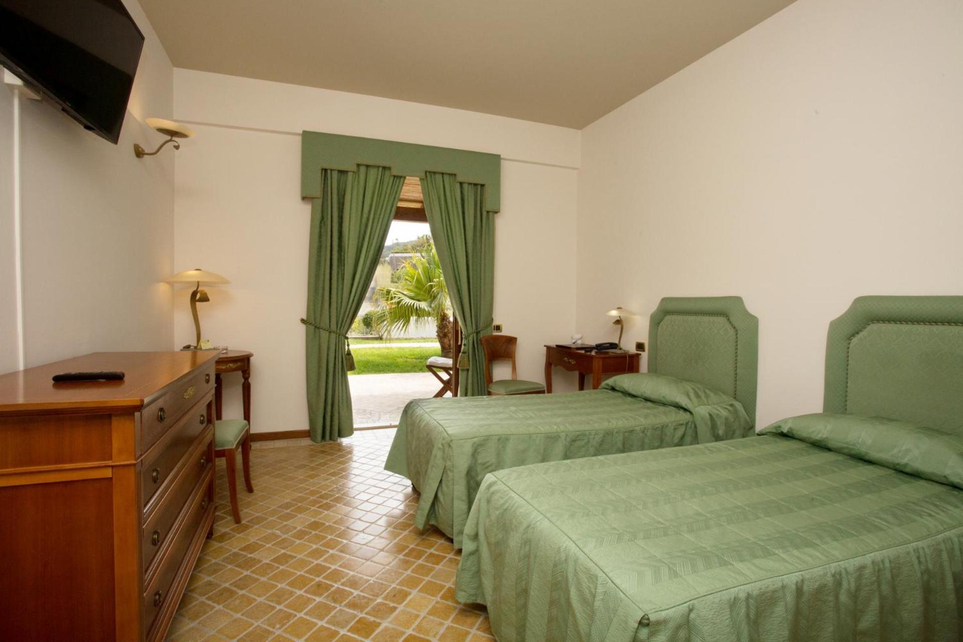 Comfort Double or Twin Room - Photo 1