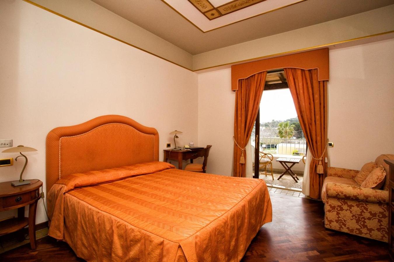 Superior Double or Twin Room - Photo 1