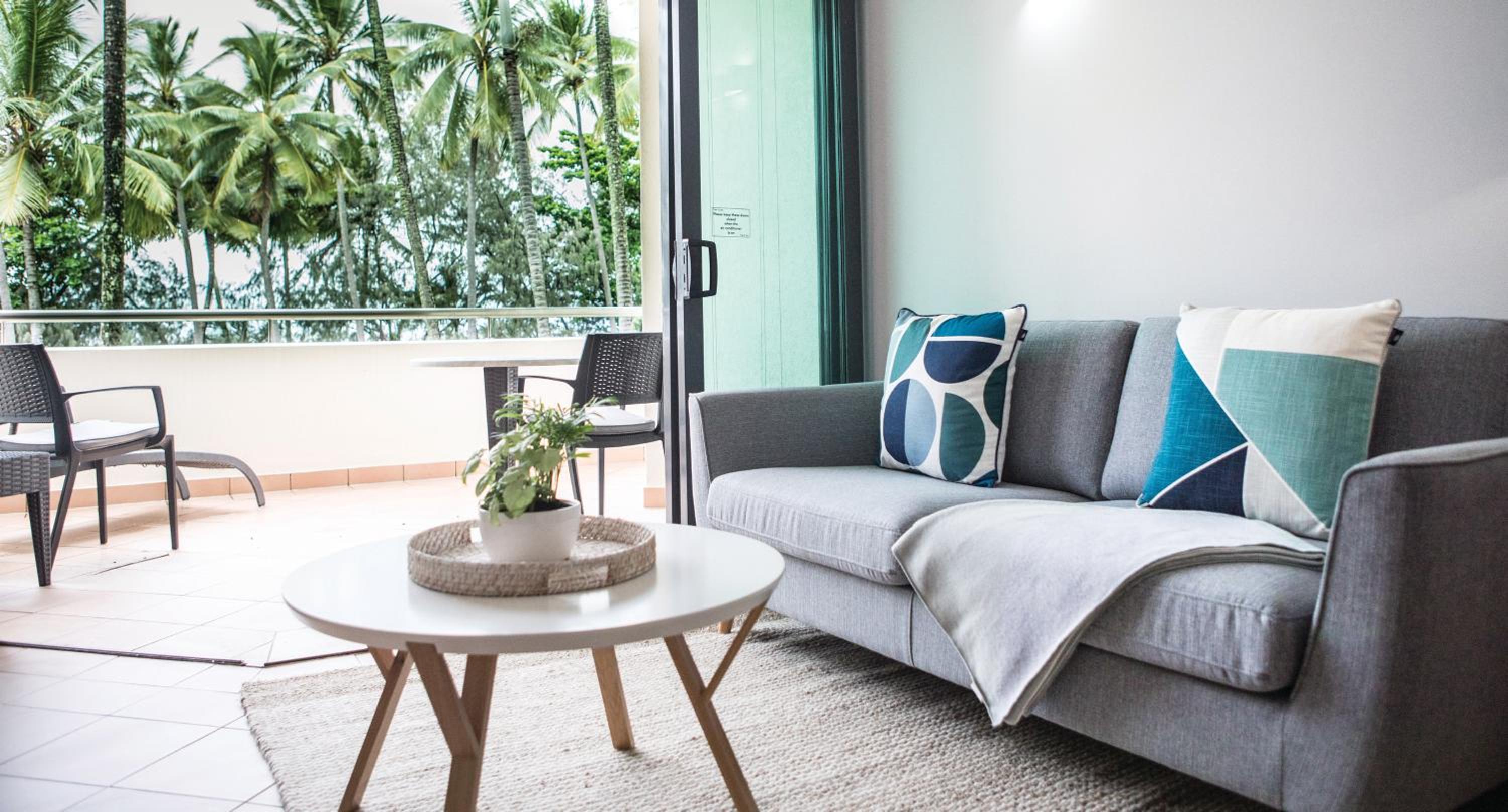 Ocean View Suite - Free Wifi & Parking