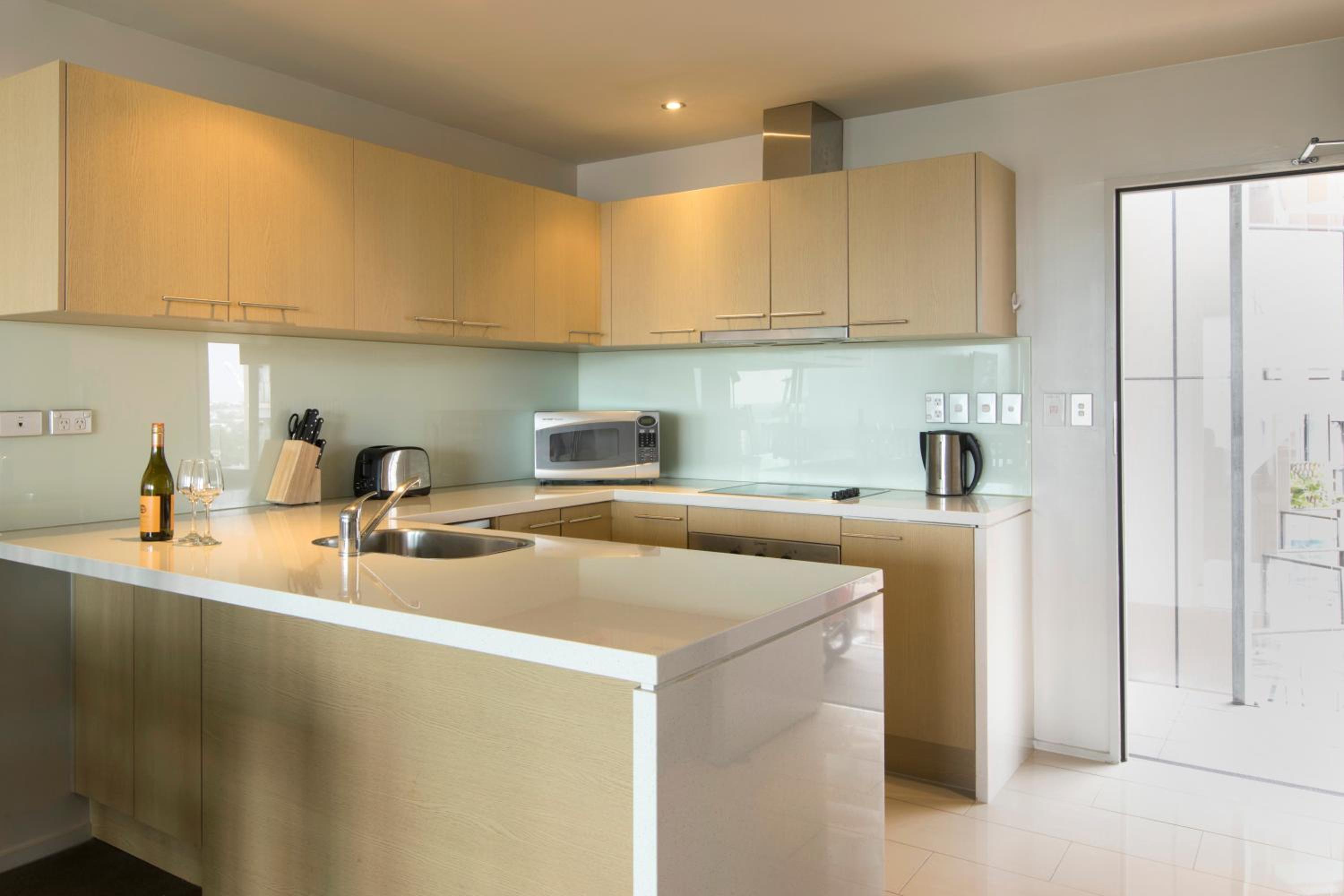 One-Bedroom Executive Suite  - Photo 8