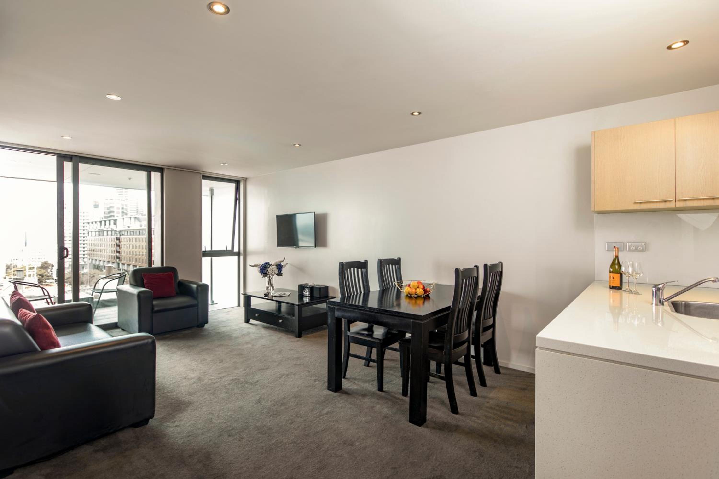 One-Bedroom Executive Suite  - Photo 3