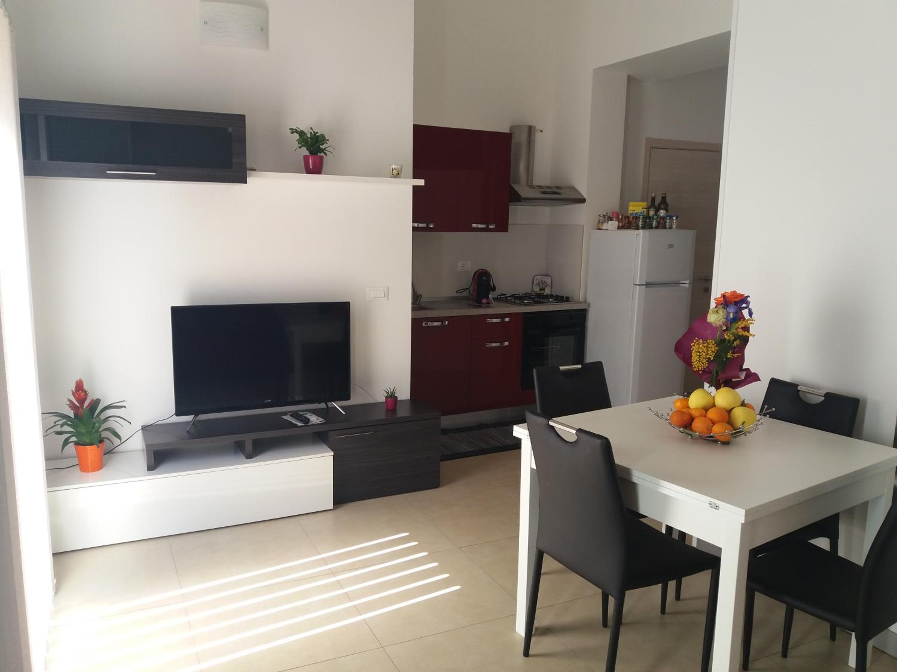 One-Bedroom Apartment - Photo 20