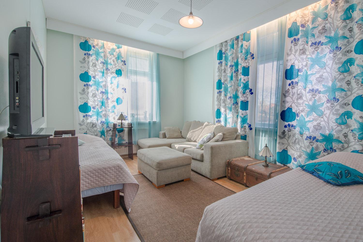 Twin Room with Shared Shower