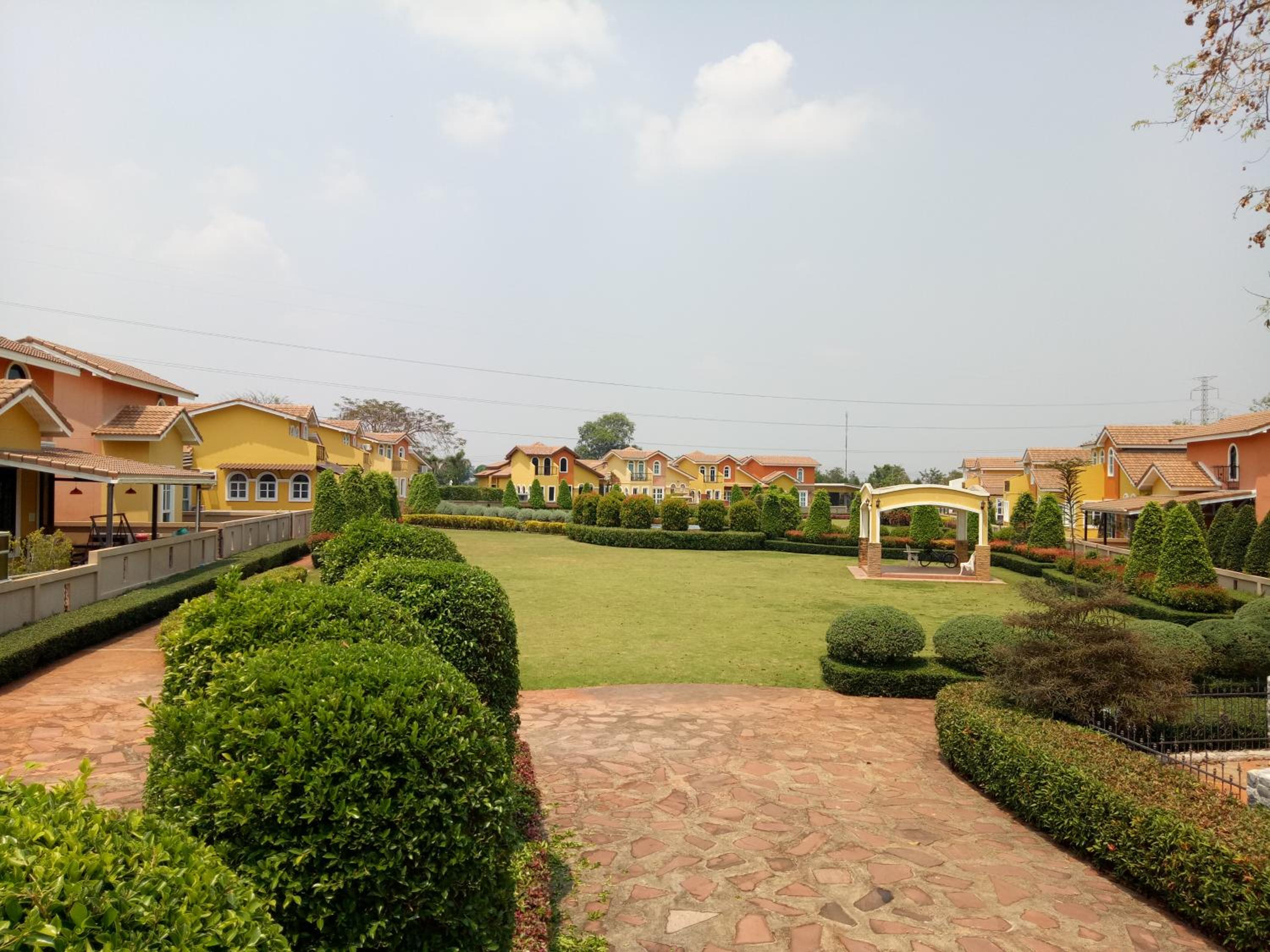 Villa with Private Pool - Photo 24