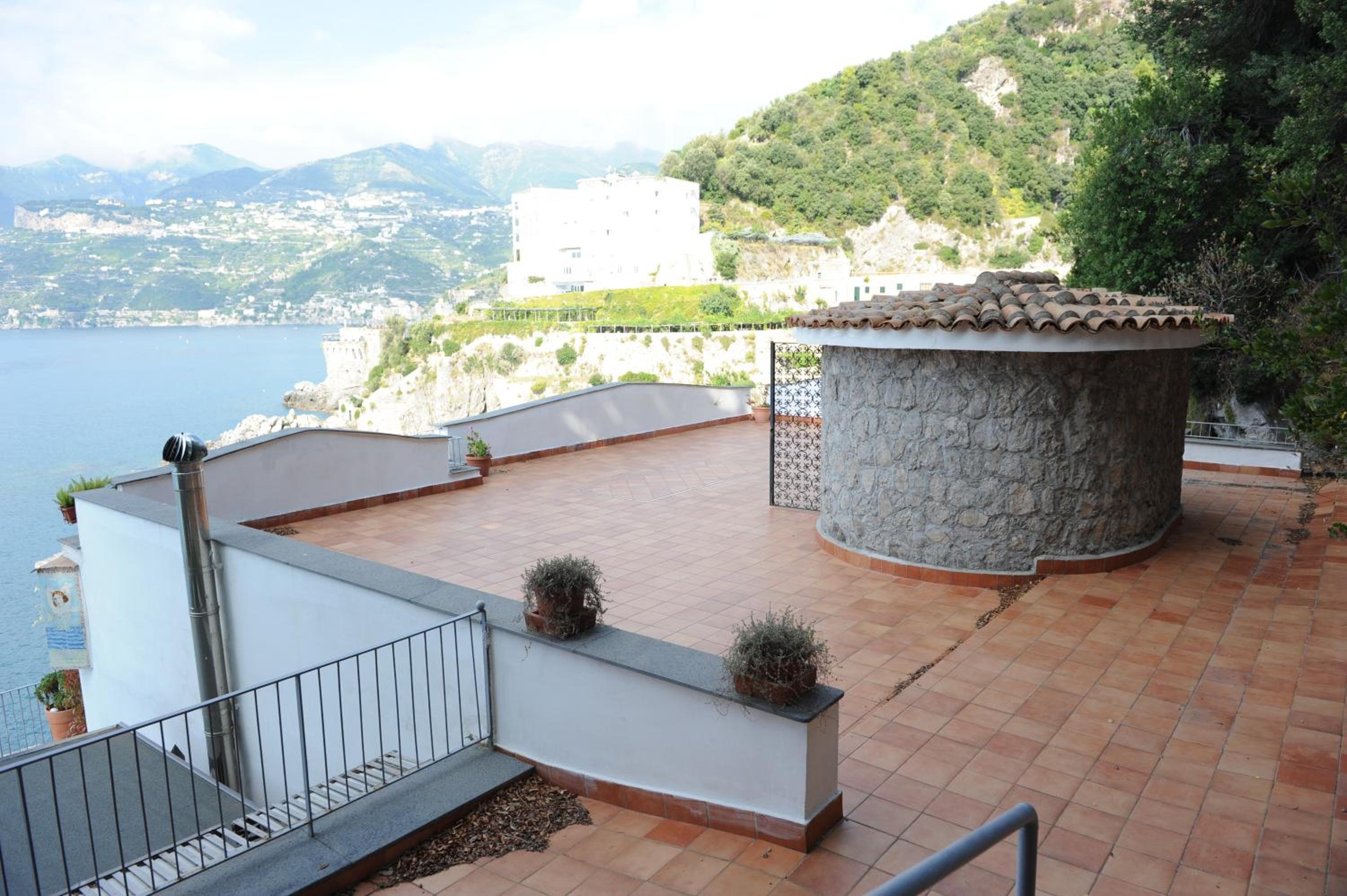 Two-Bedroom Villa with Sea View photo 2