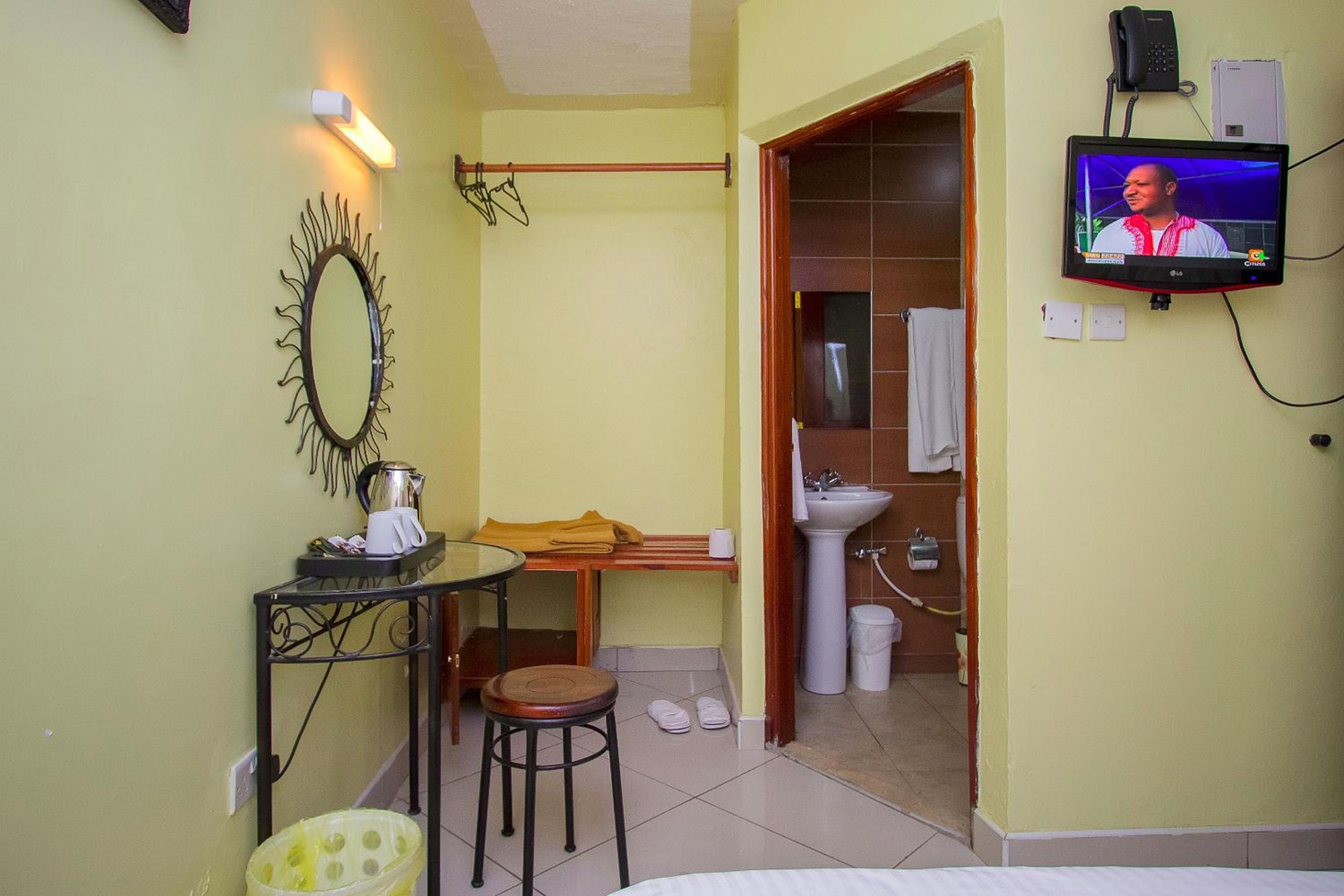 Double Room with Garden View - Photo 15