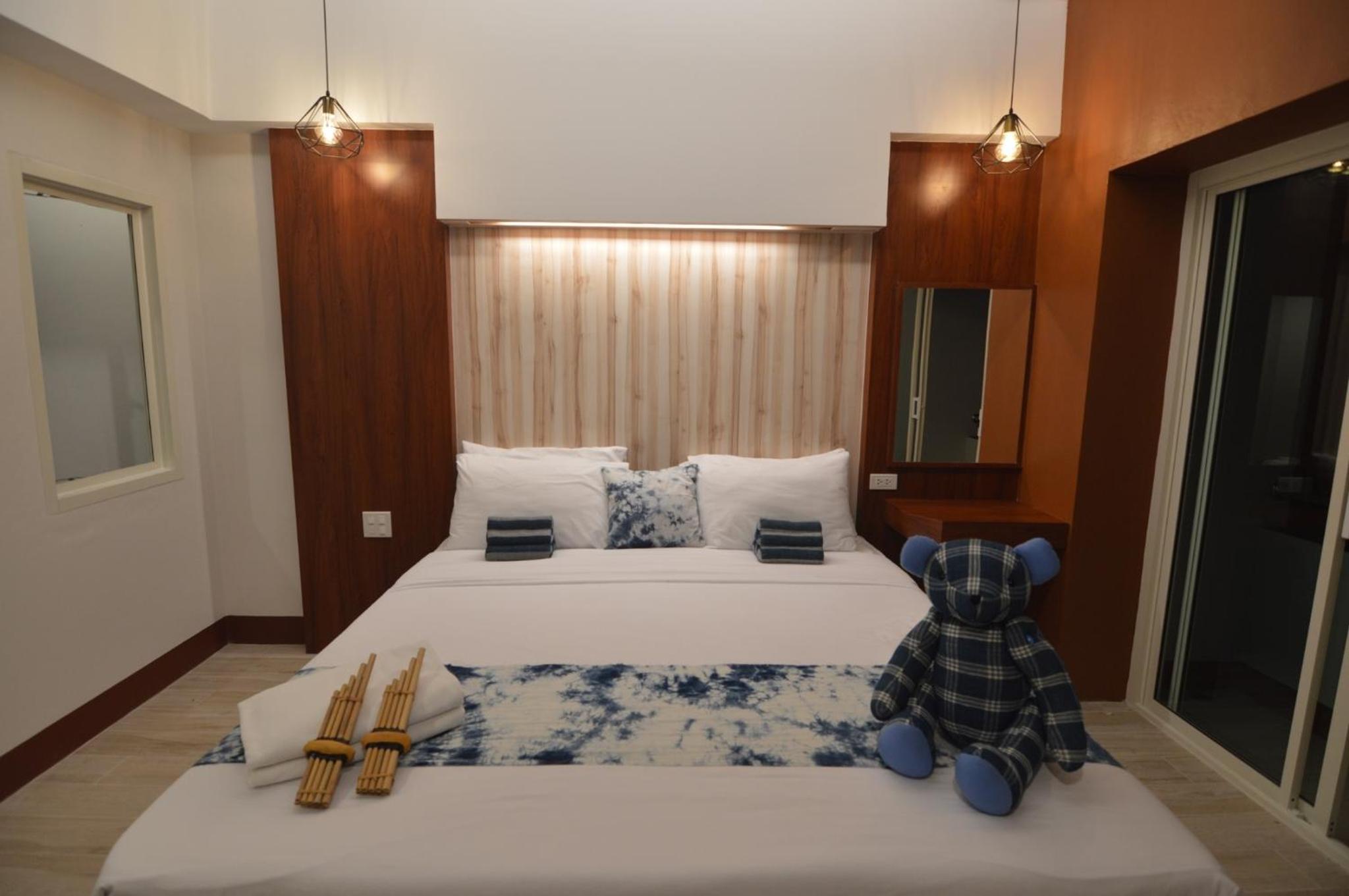 Deluxe Double Room - Photo 7
