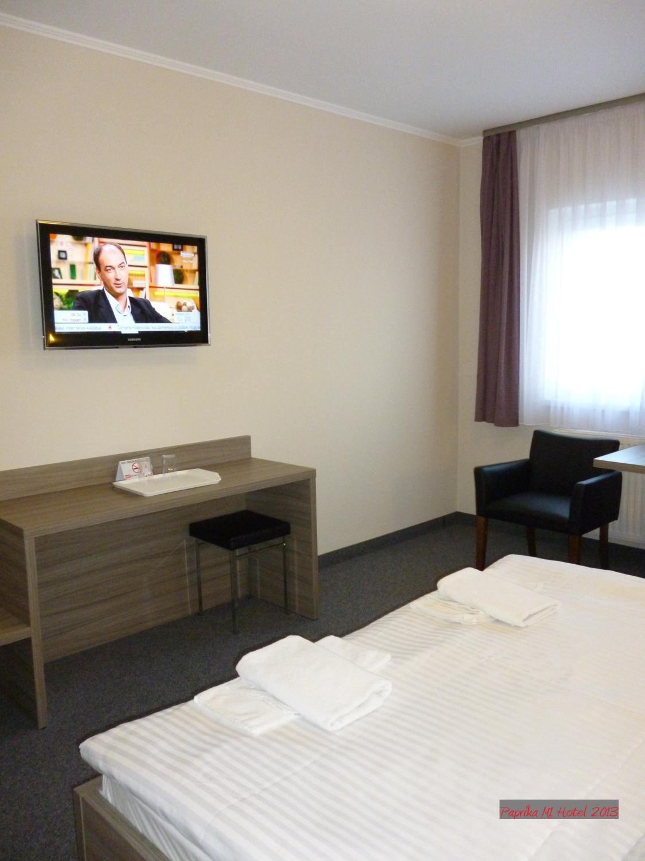 Double or Twin Room photo 3