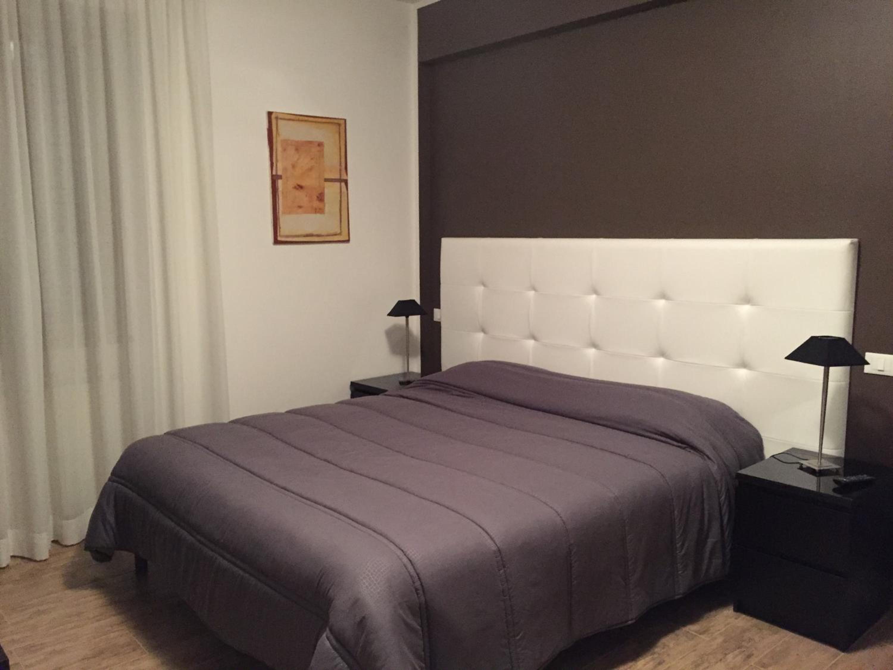 Standard Double or Twin Room with Garden View - Photo 7