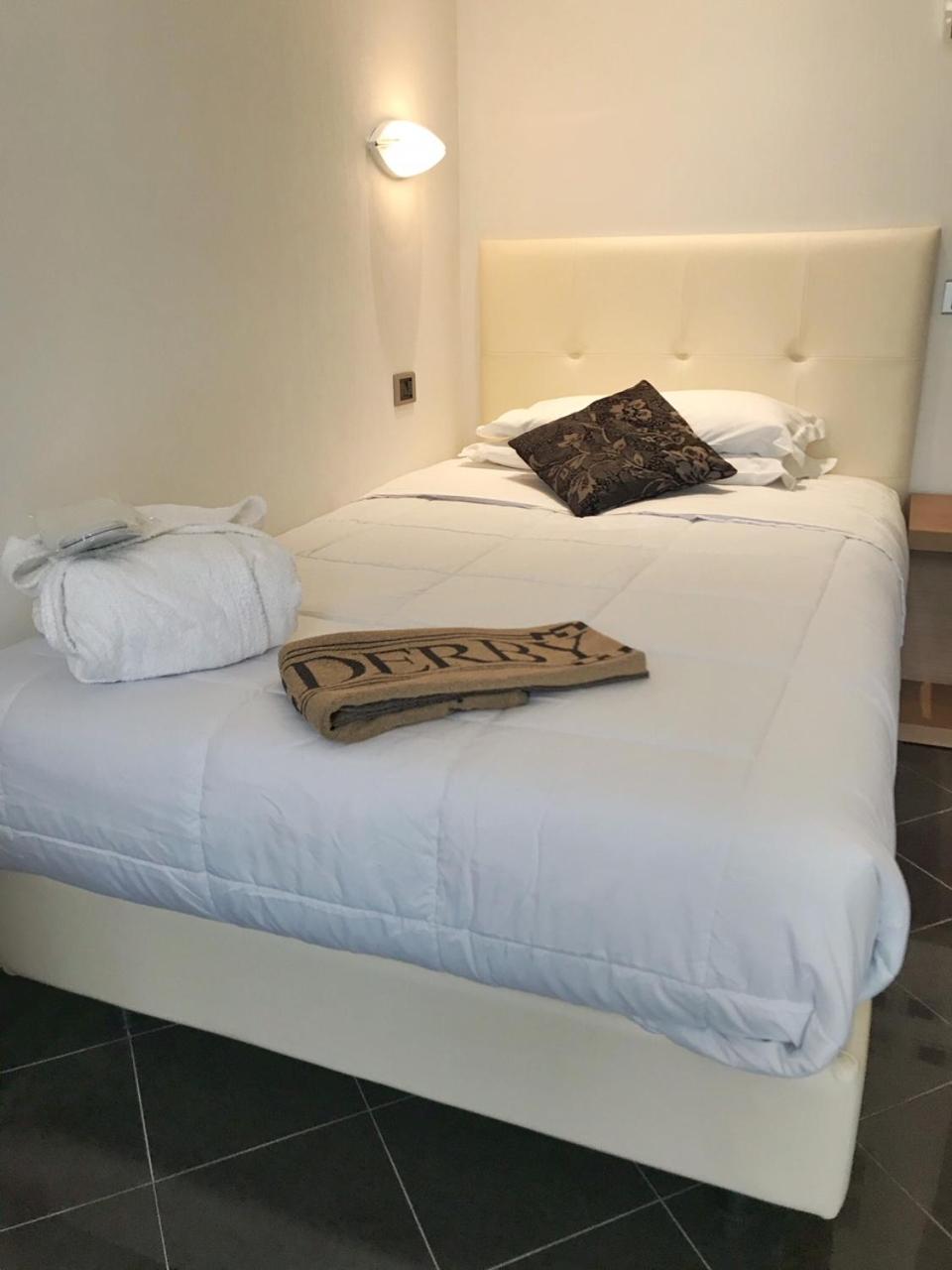 Single Room with Balcony photo 3