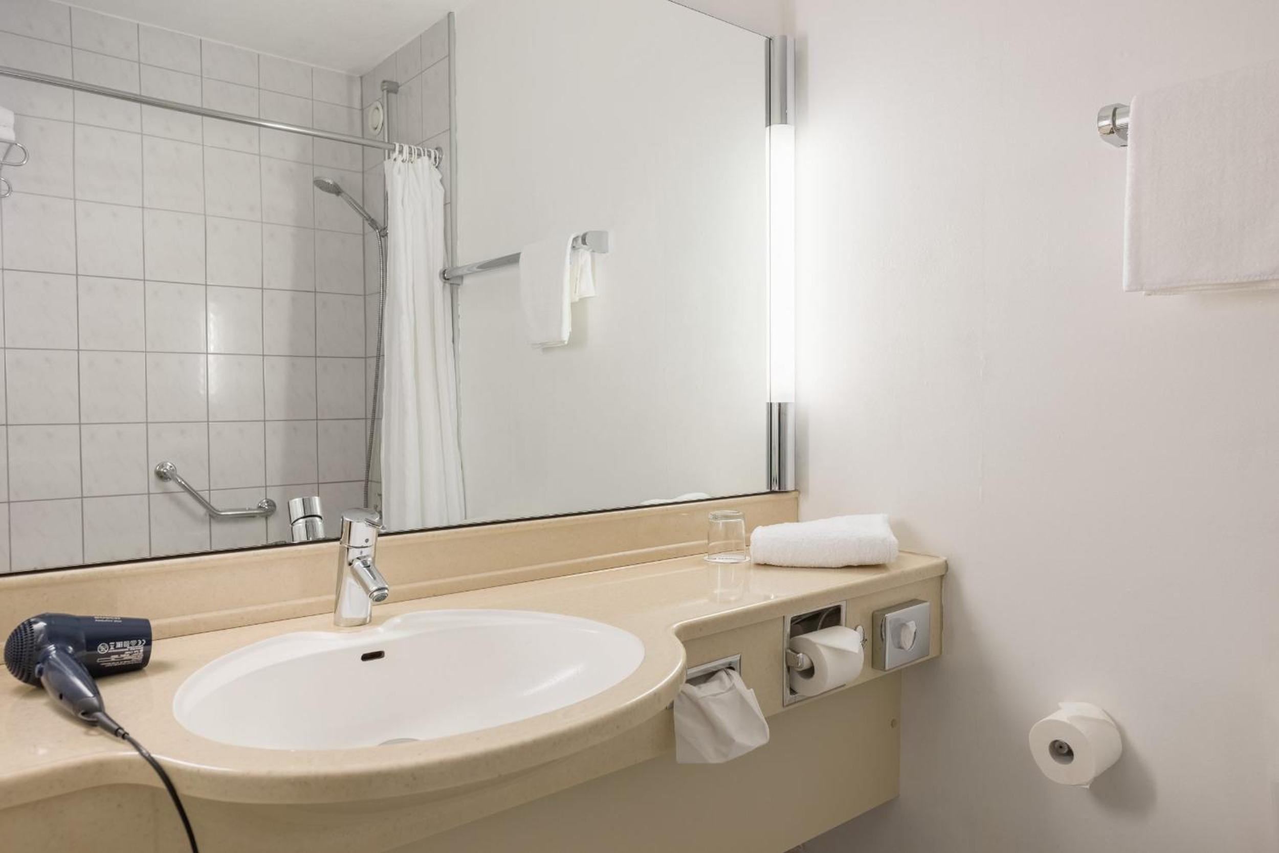 Standard Single Room photo 2