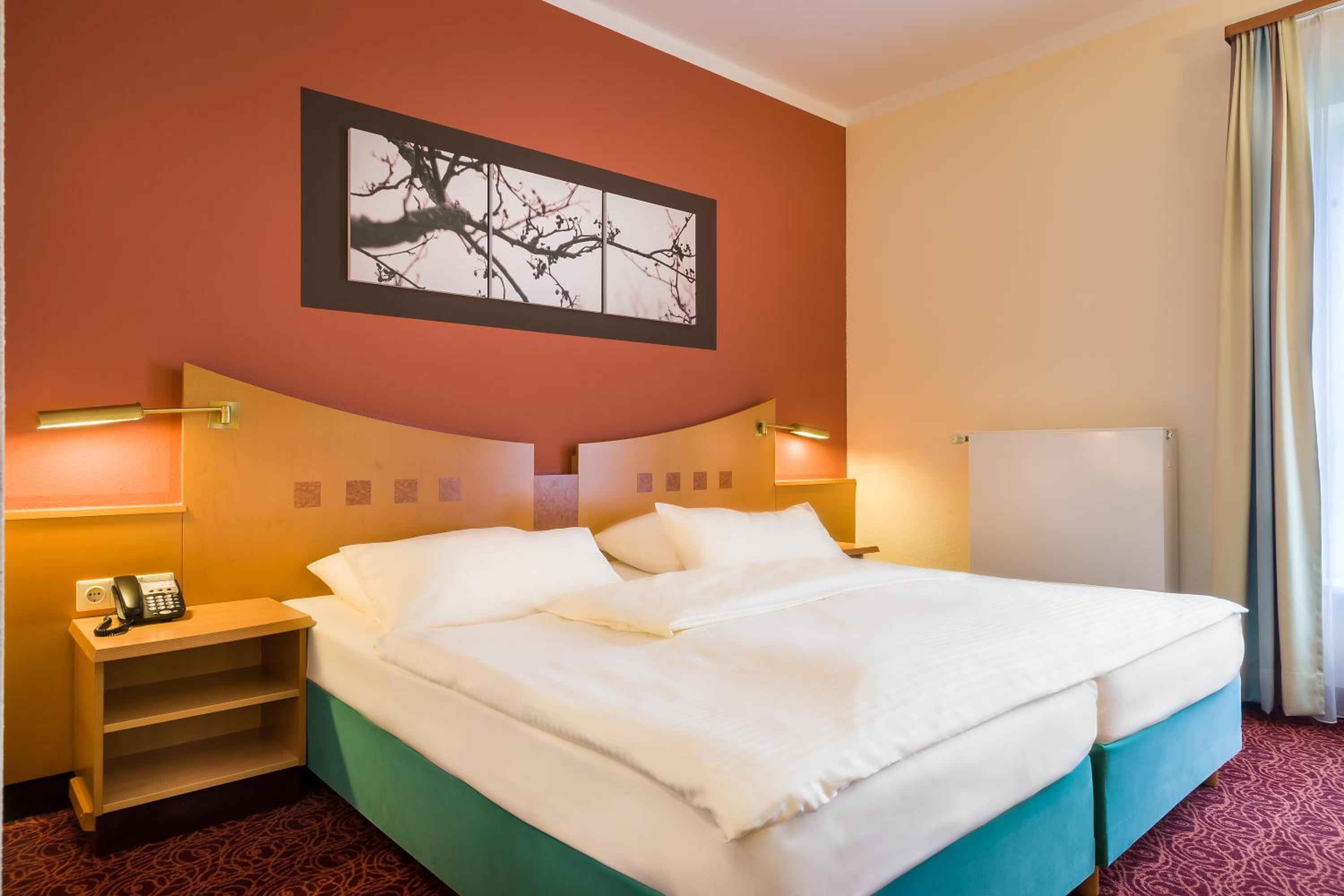 Standard Double Room - Photo 1