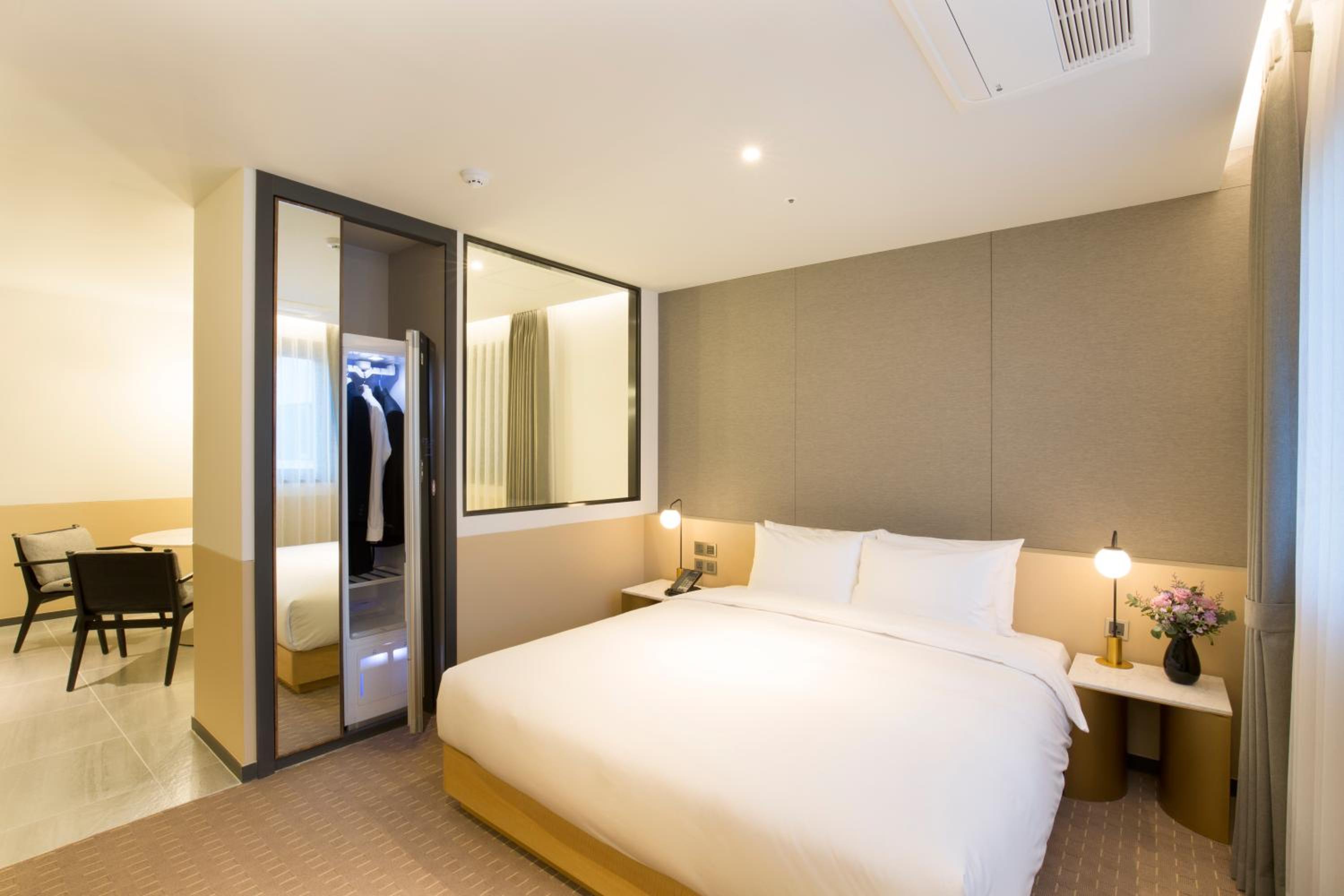 Suite photo 1