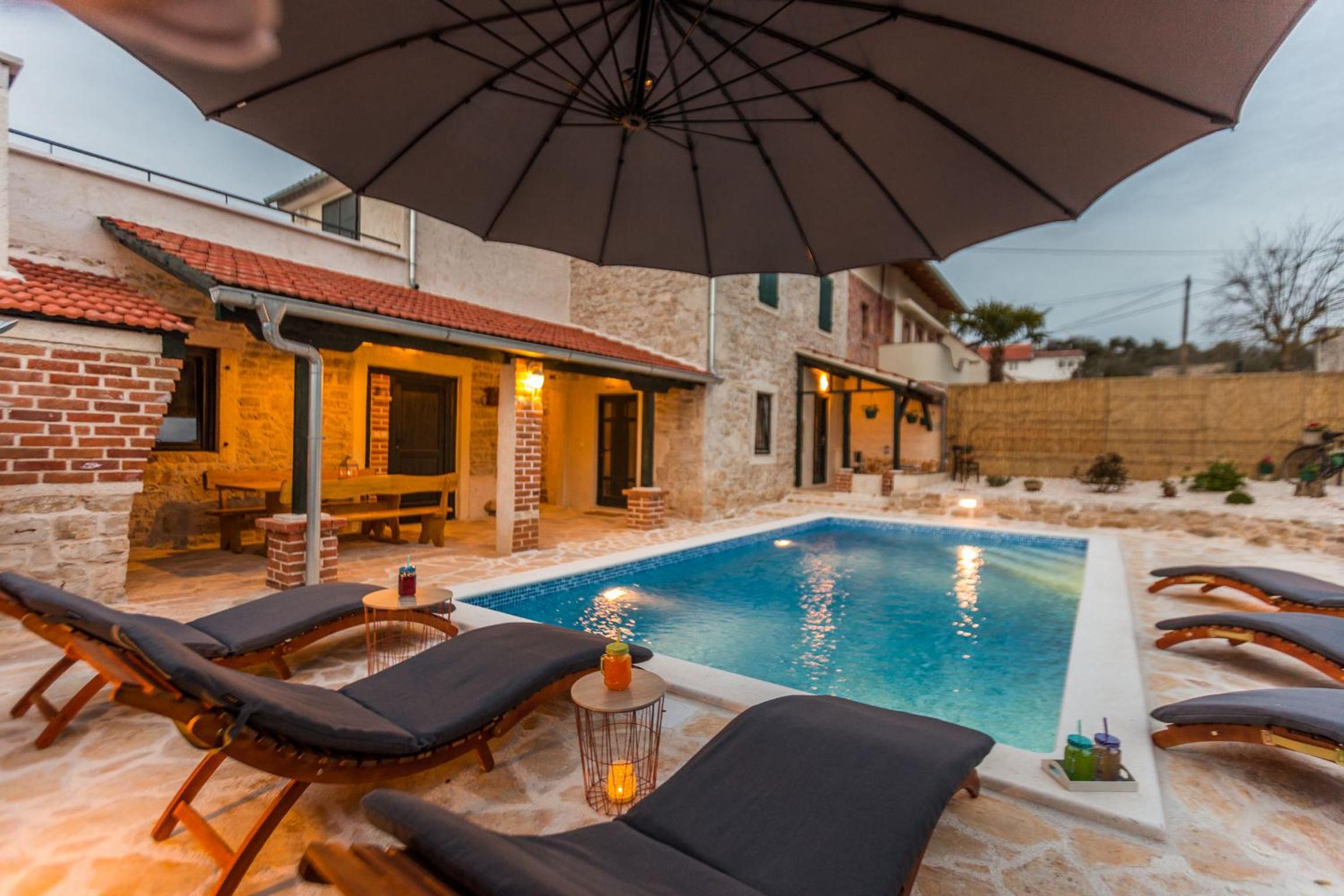Villa with Private Pool photo 3