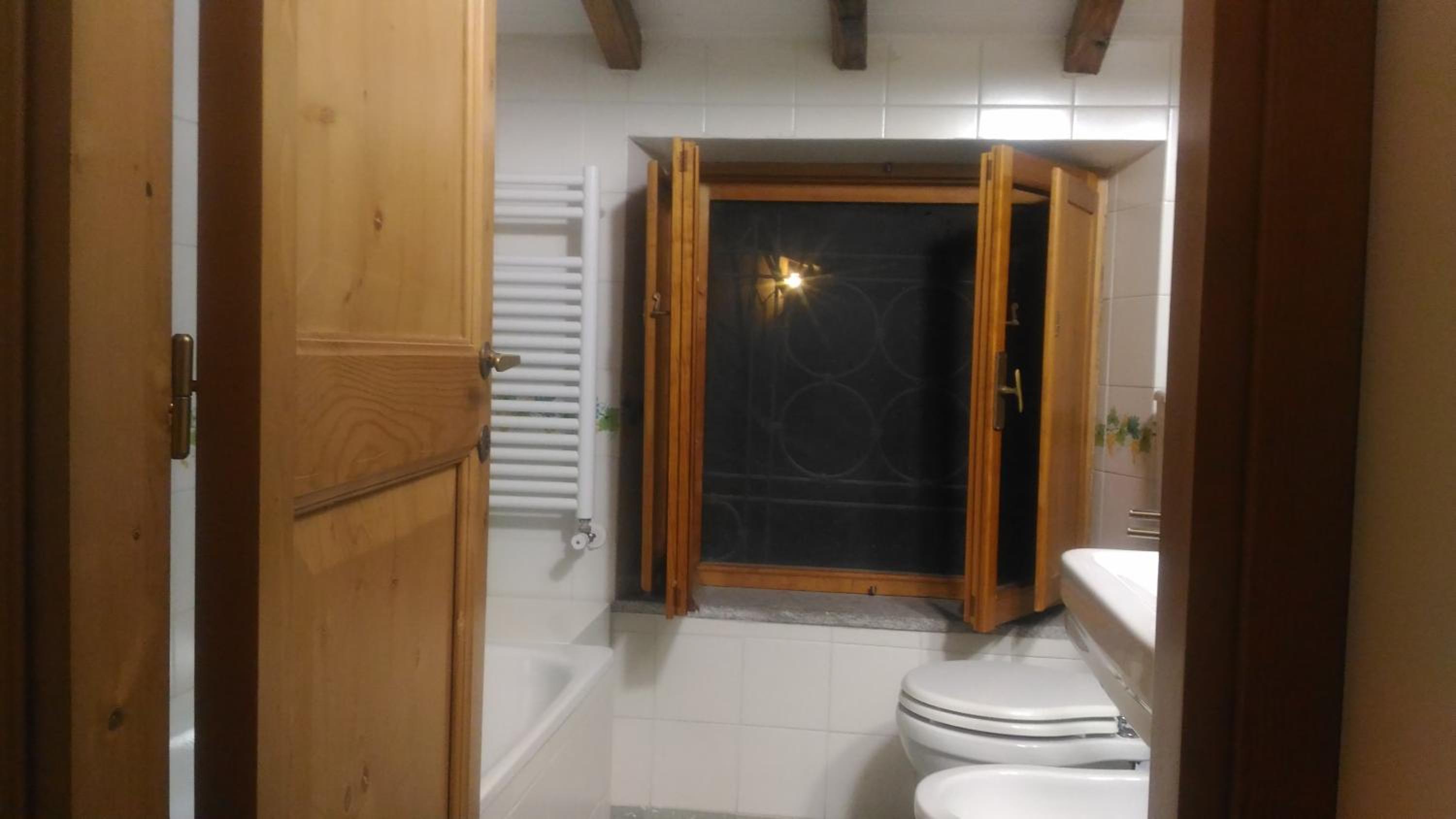 Two-Bedroom Suite - Photo 11