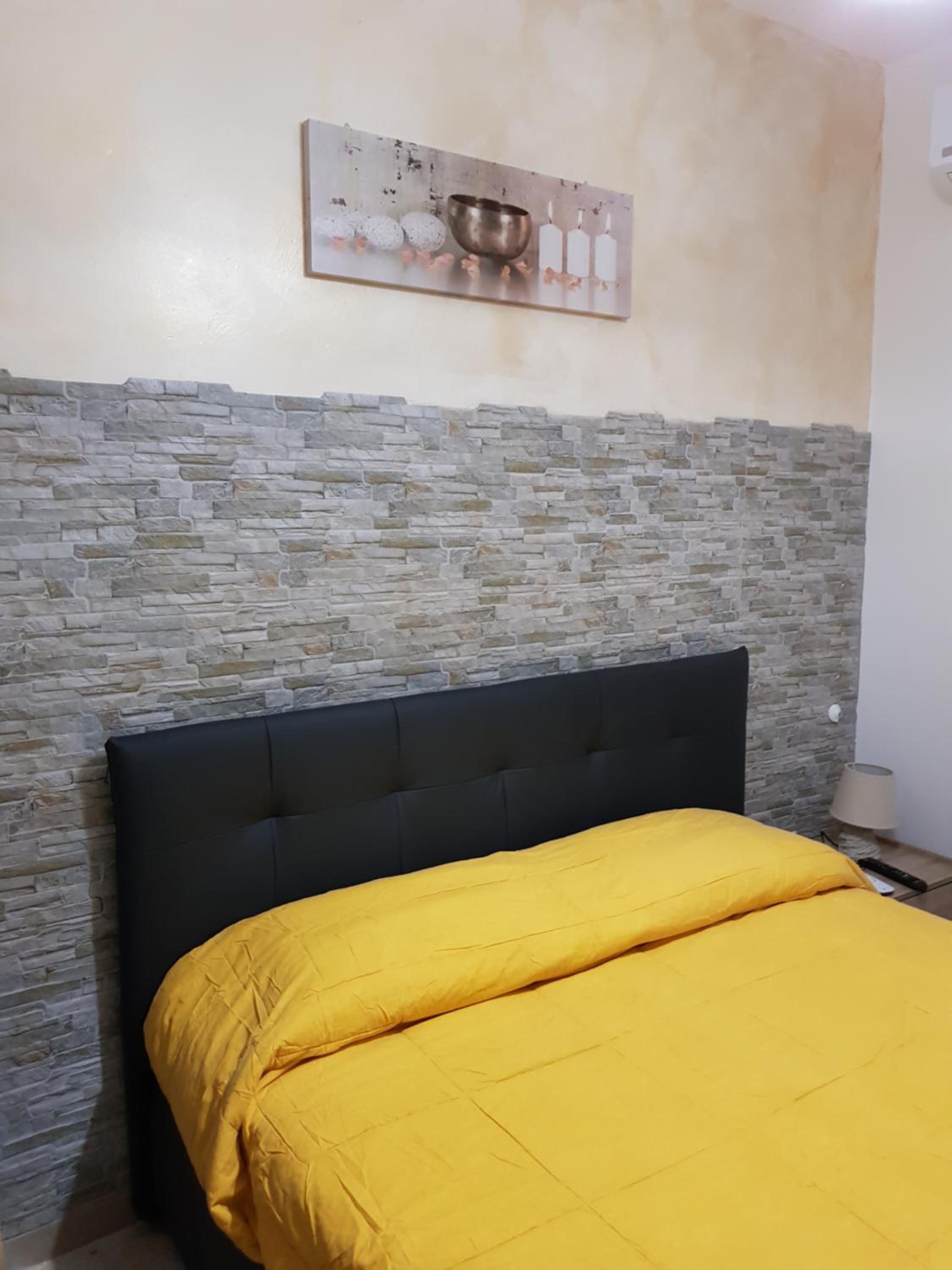 Double Room with Private Bathroom - Photo 5