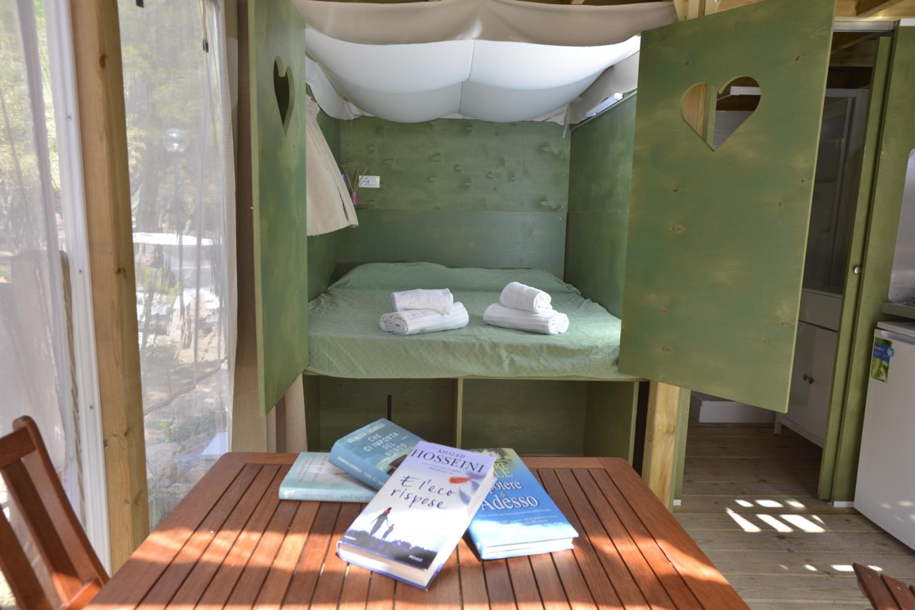 Lodge Tent Airsuite