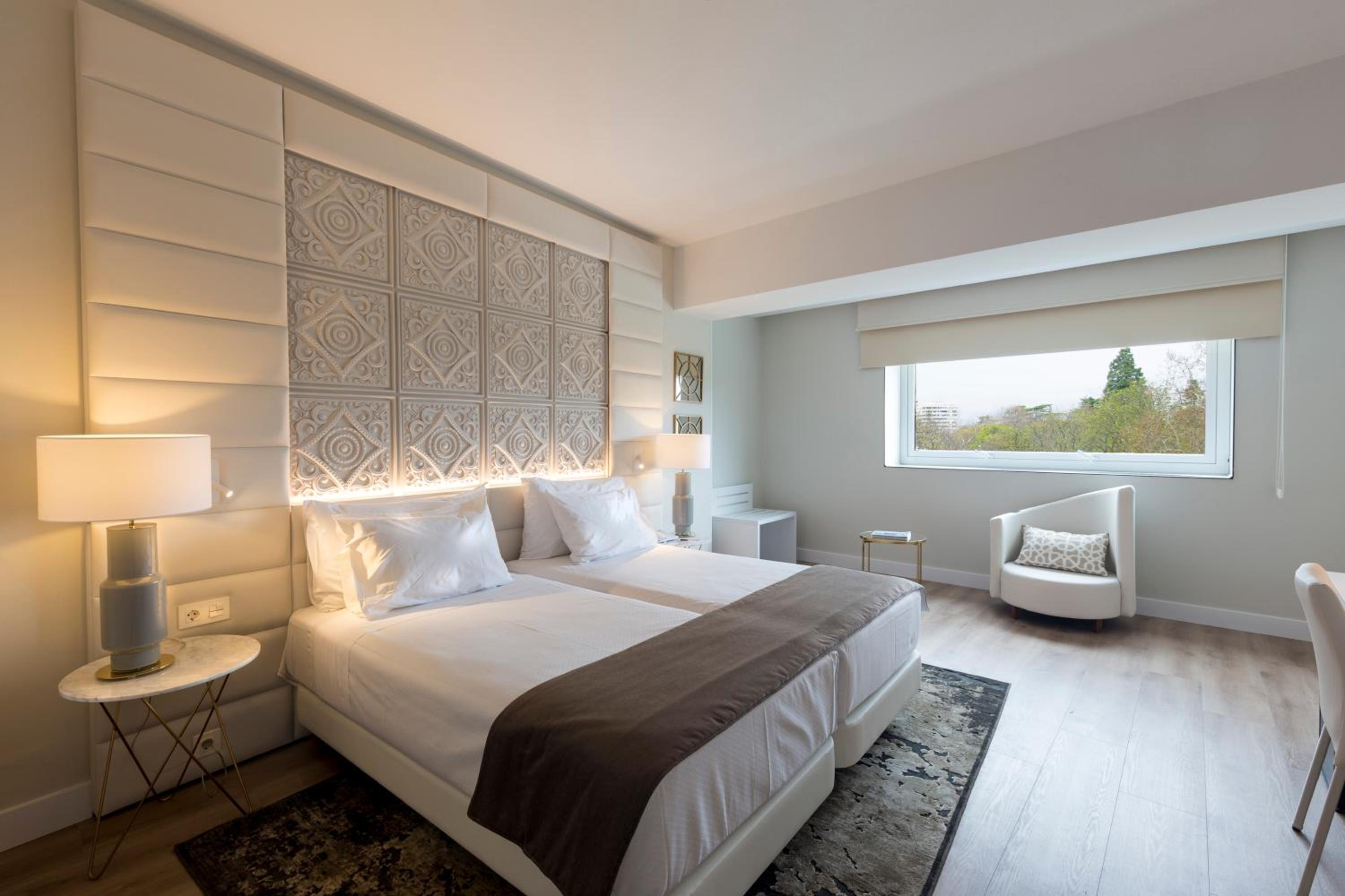 Standard Double or Twin Room - Photo 4