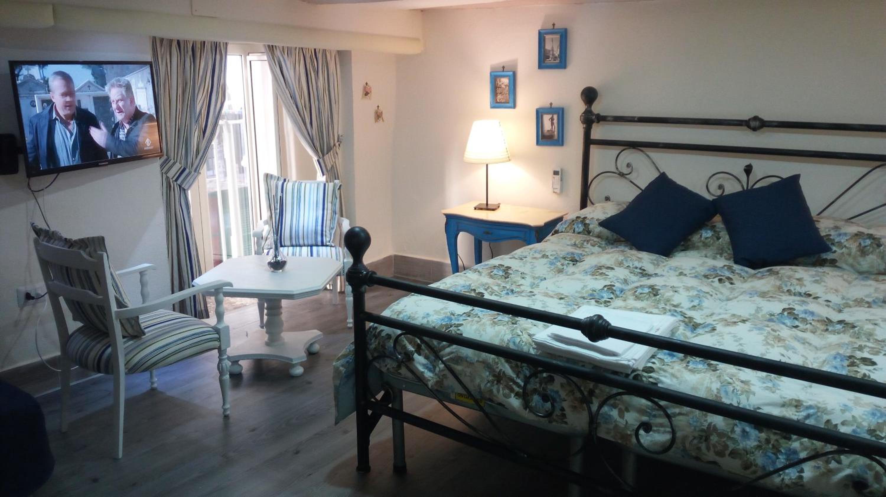 Apartment - Split Level