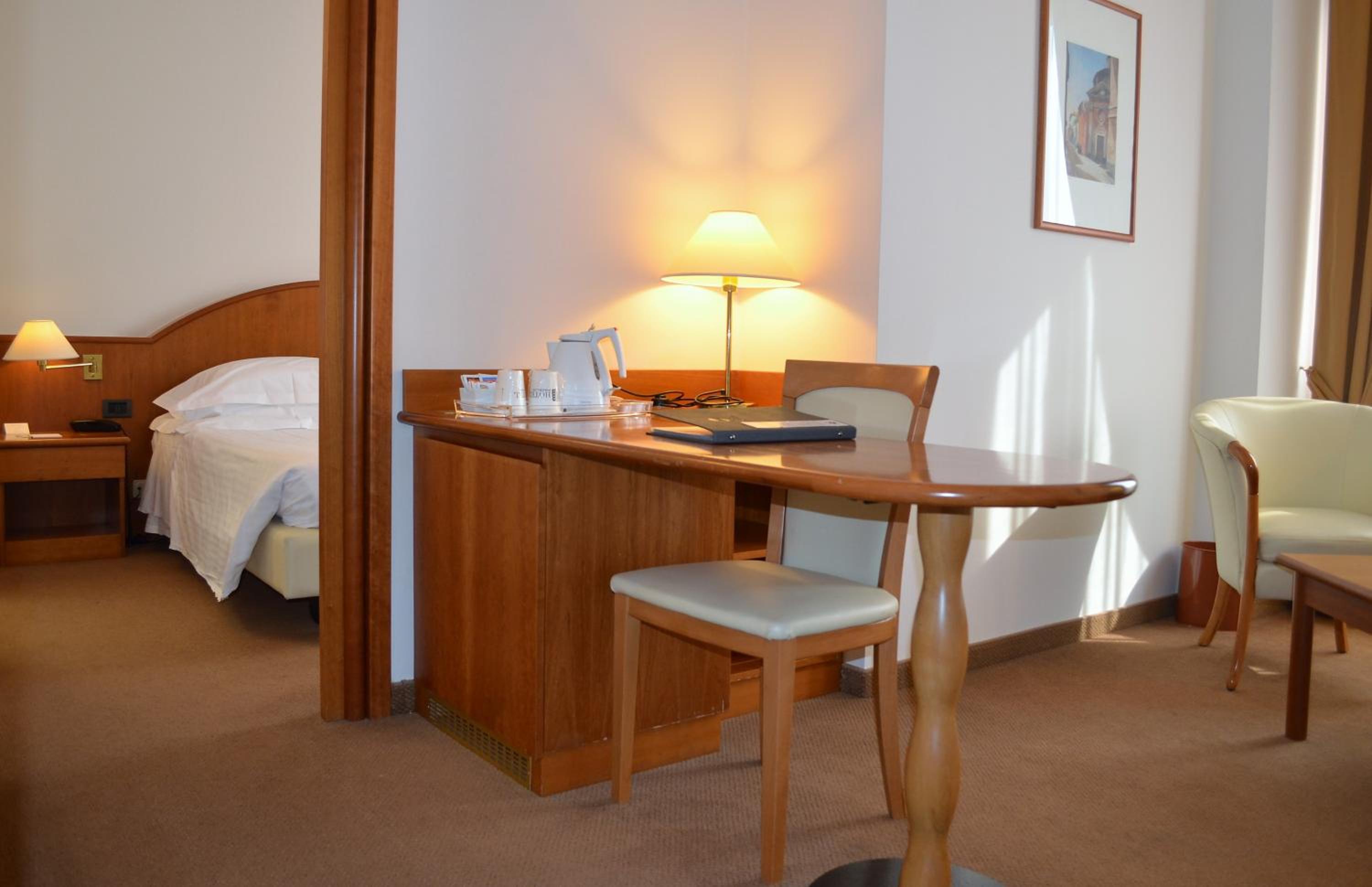 King Room Suite - Photo 17