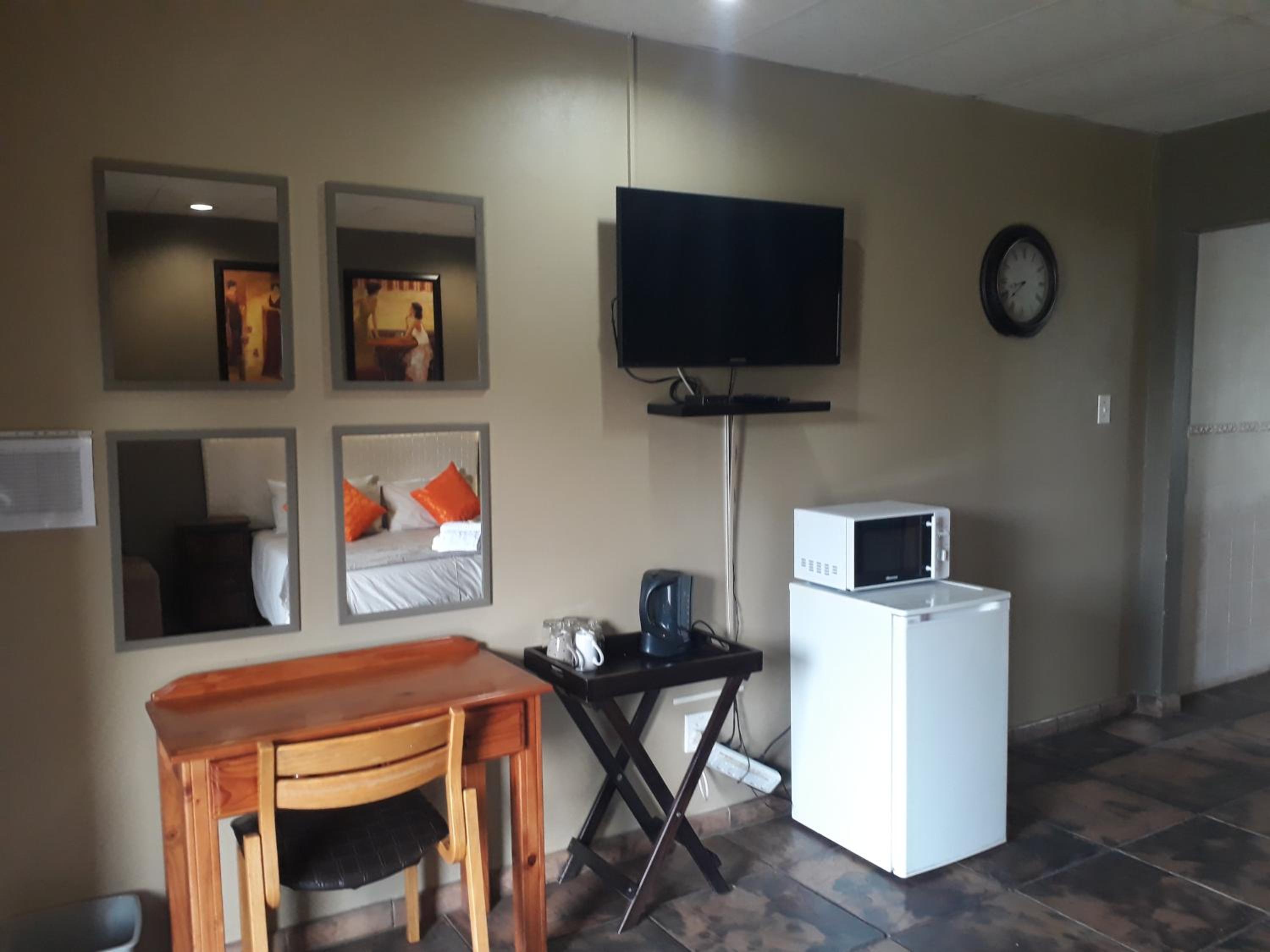 Deluxe Double Room photo 2