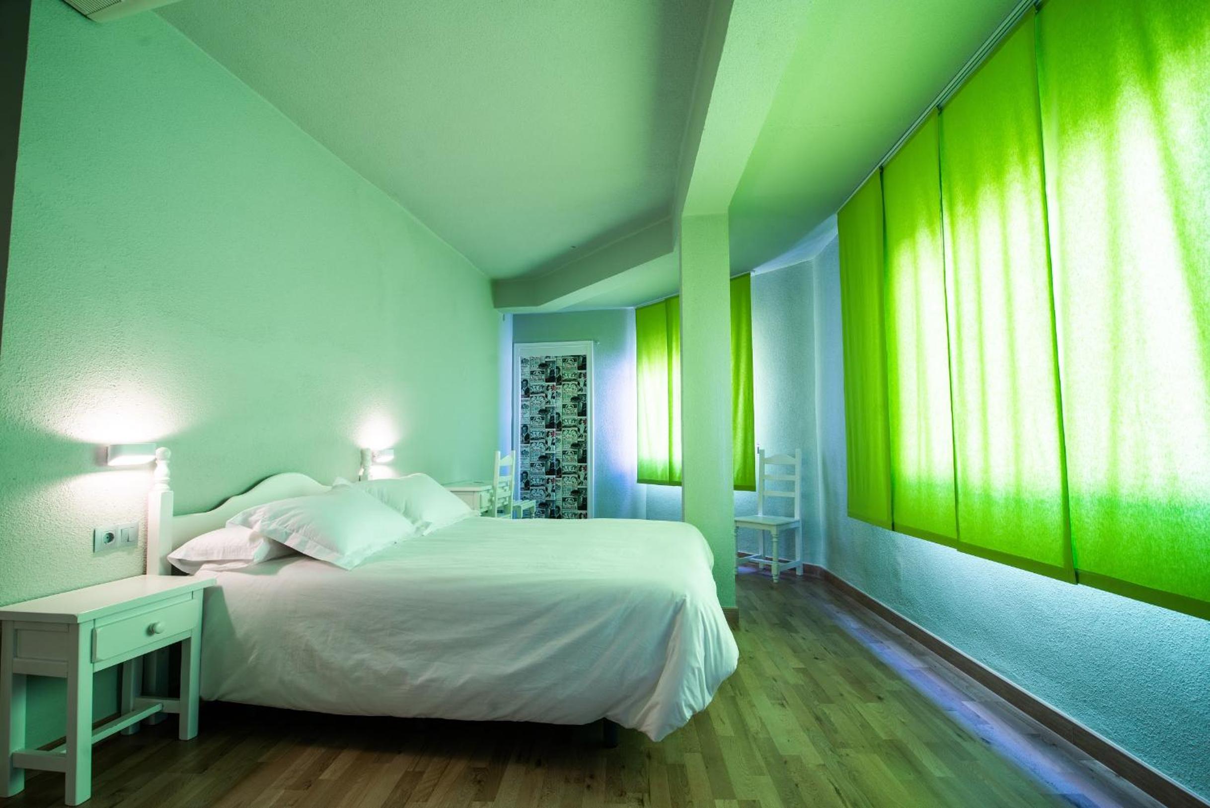 Double Room - Photo 1