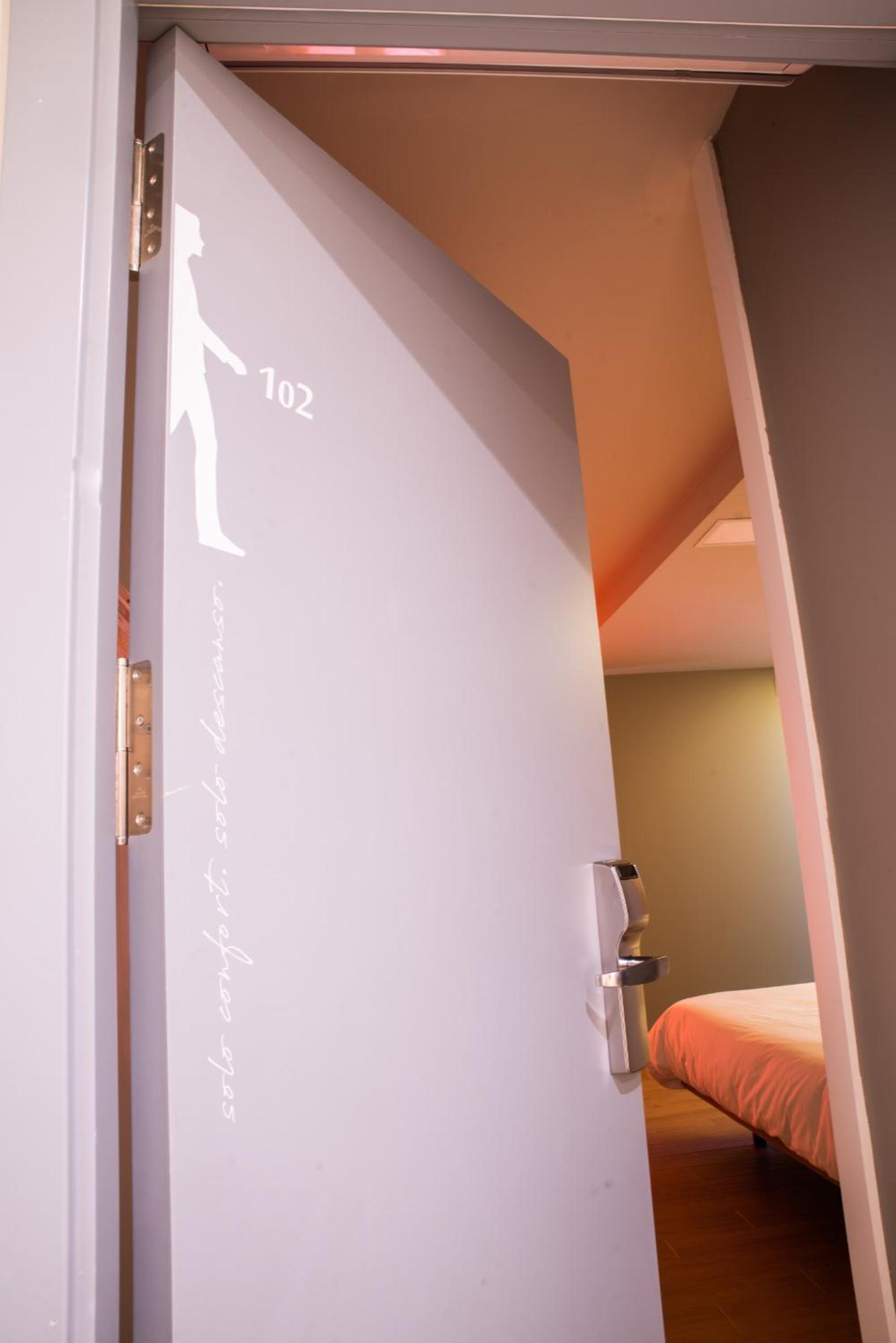 Deluxe Twin Room - Photo 4