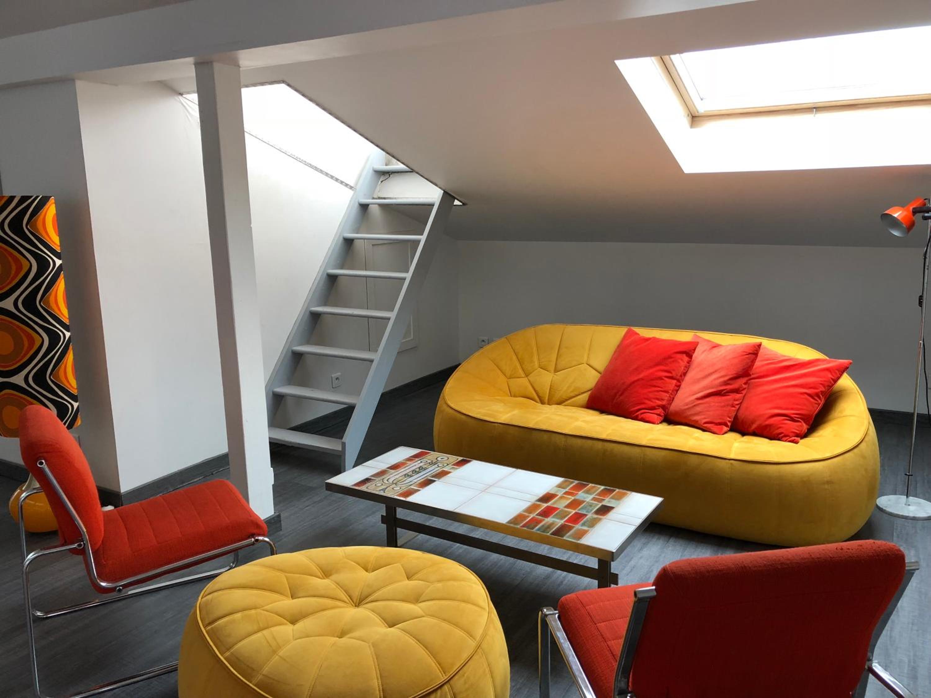 Three-Bedroom Apartment photo 2