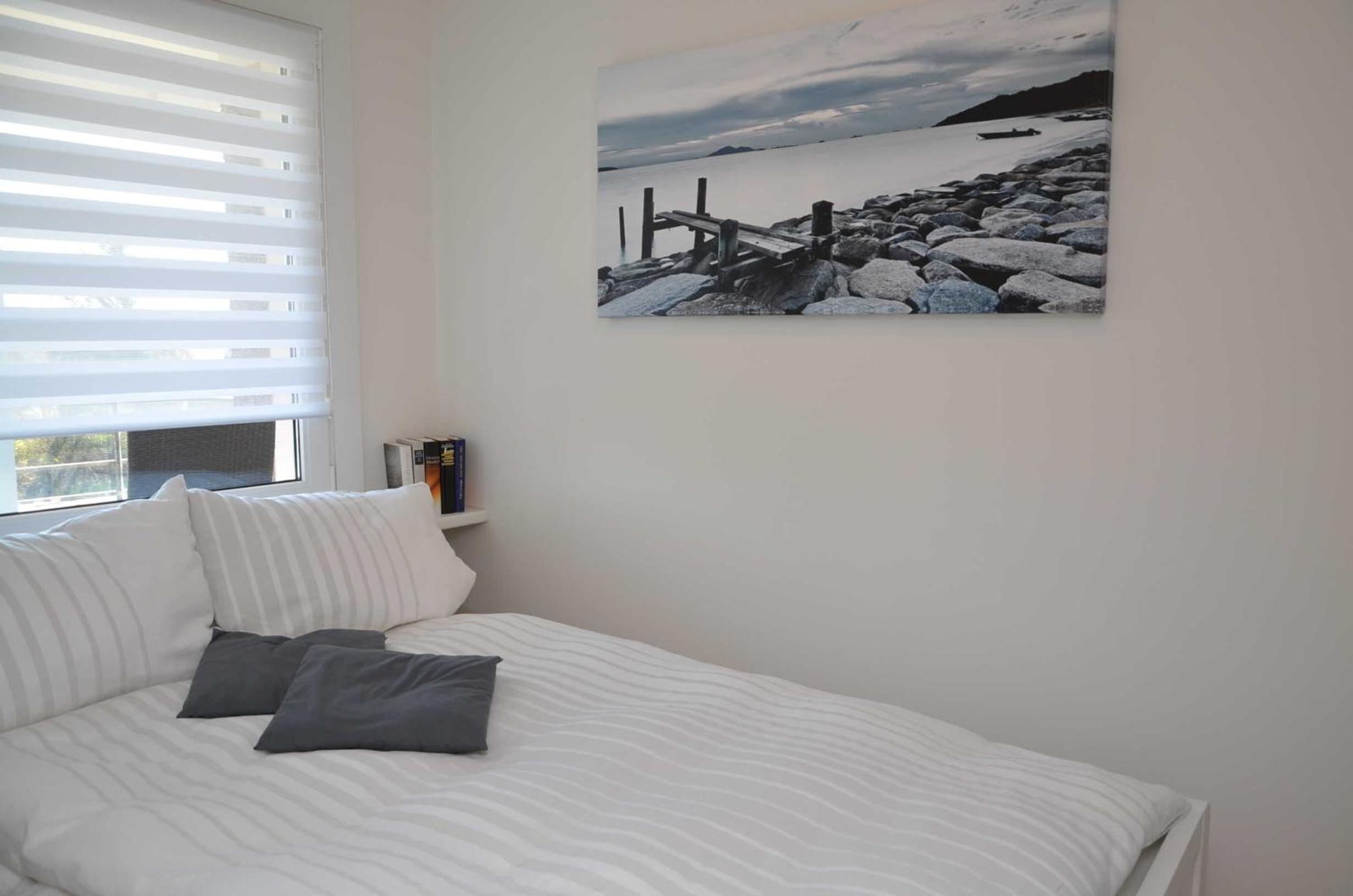 One-Bedroom Apartment with Balcony photo 2
