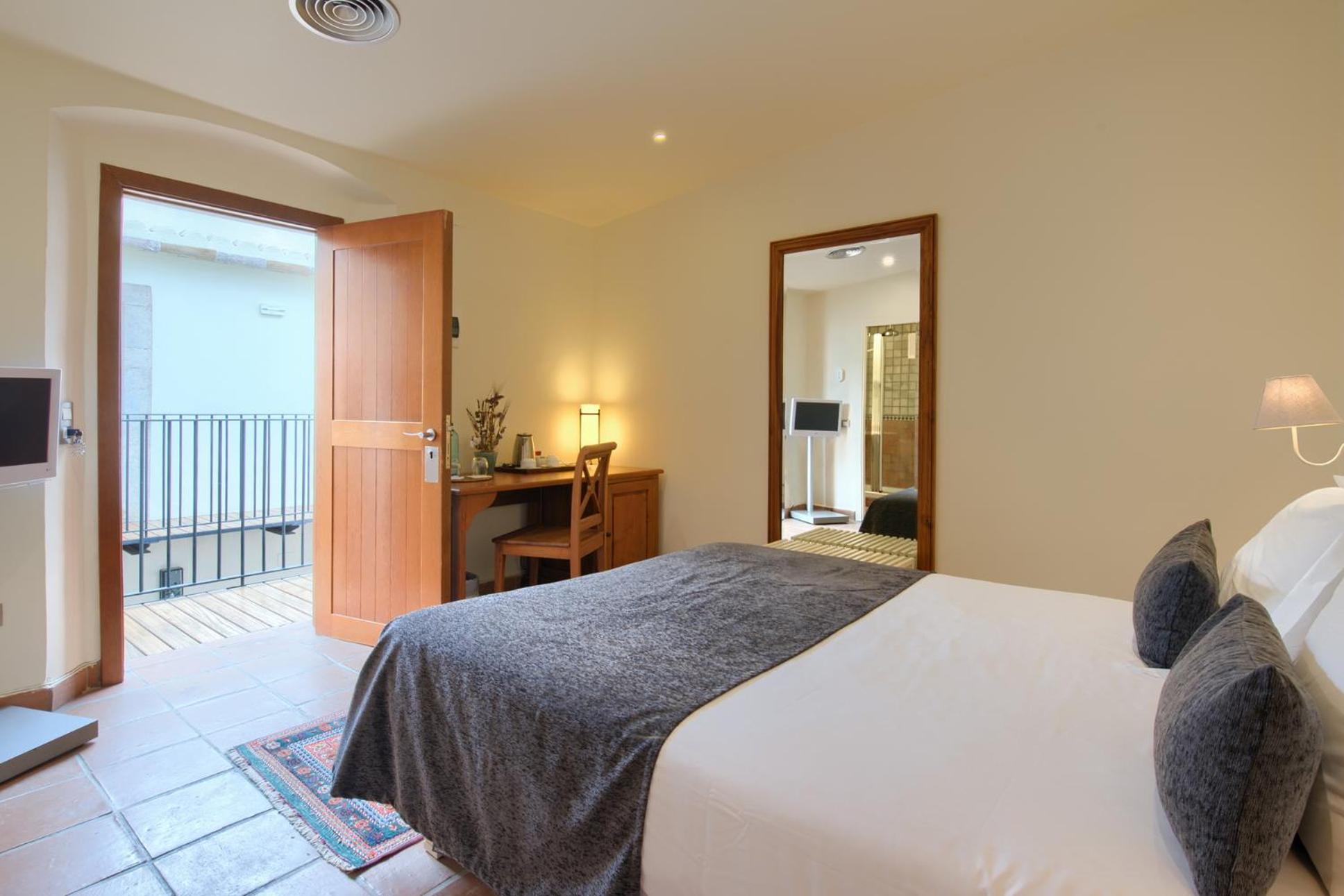 Small Double Room photo 2
