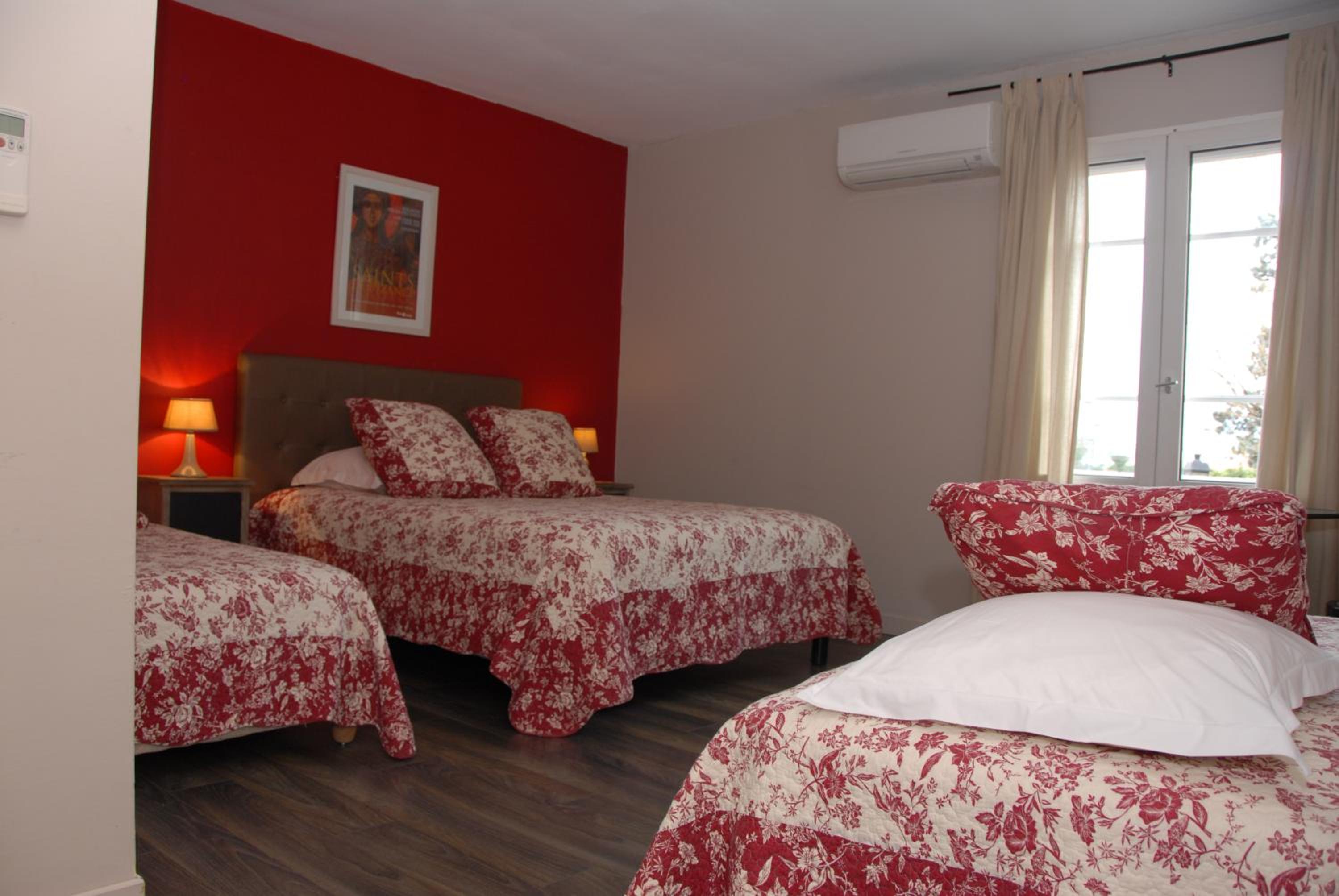 Superior Family Room (4 Adults)