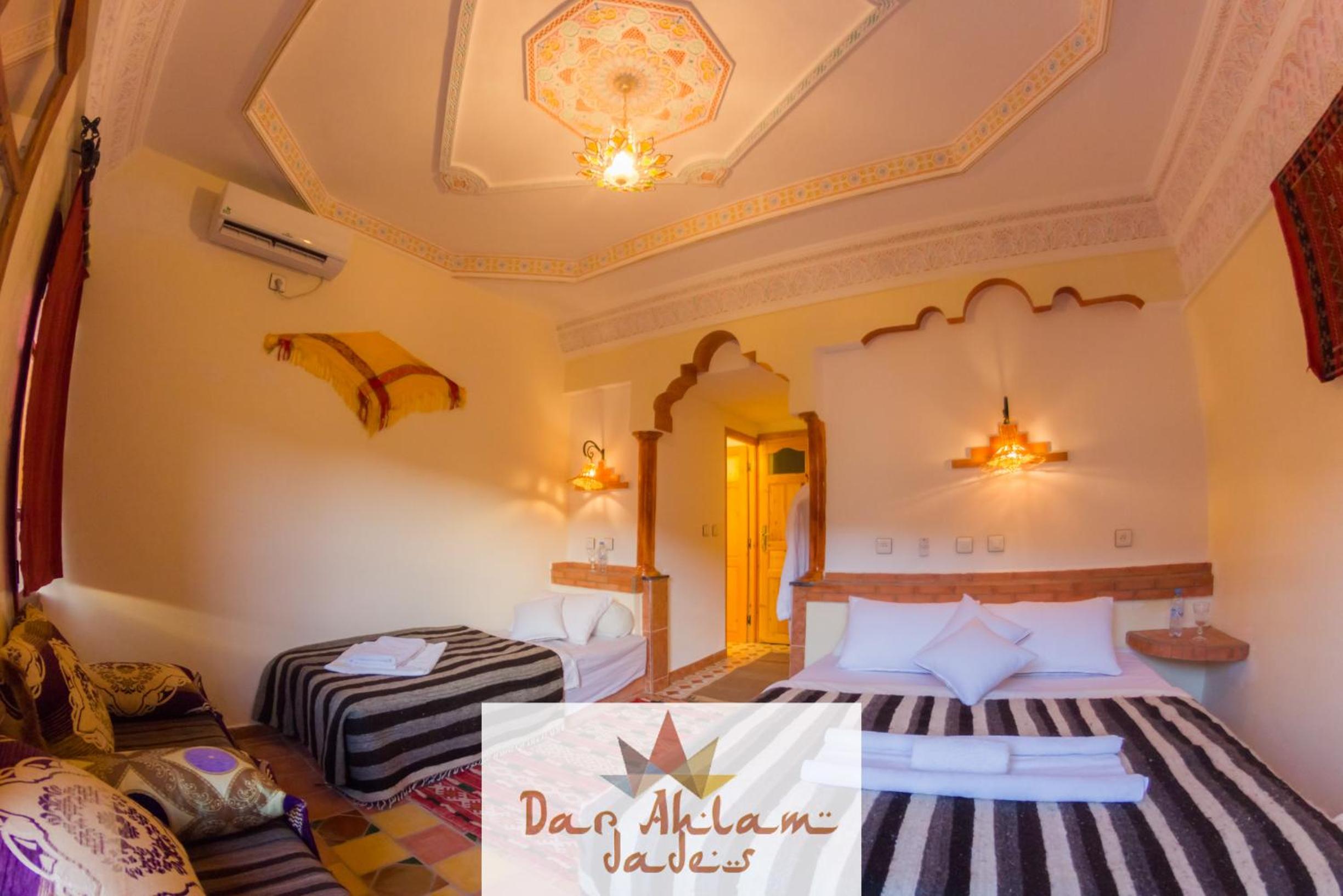 Deluxe Room - Photo 6