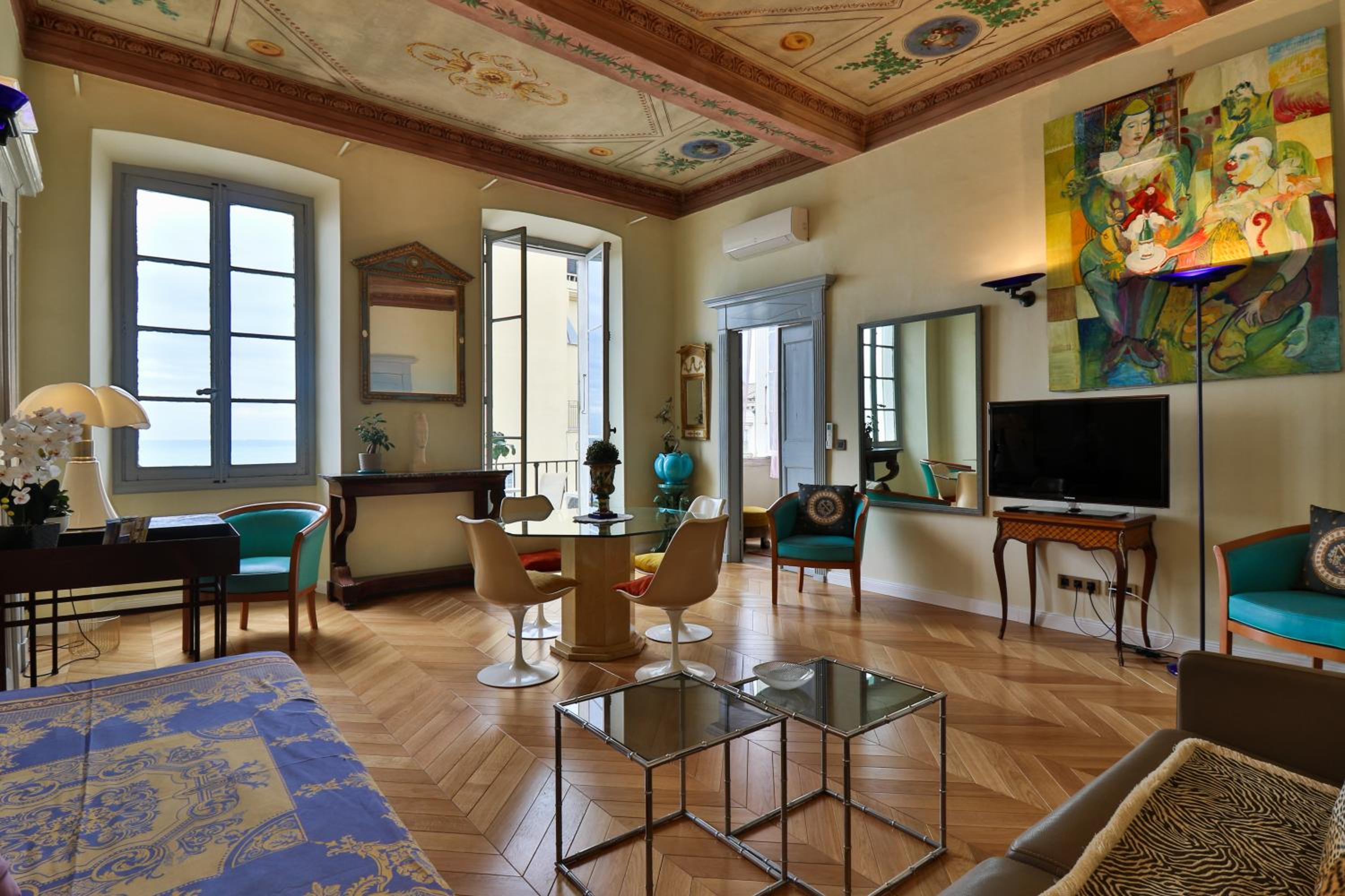 One-Bedroom Apartment with Balcony and Sea View - Josephine