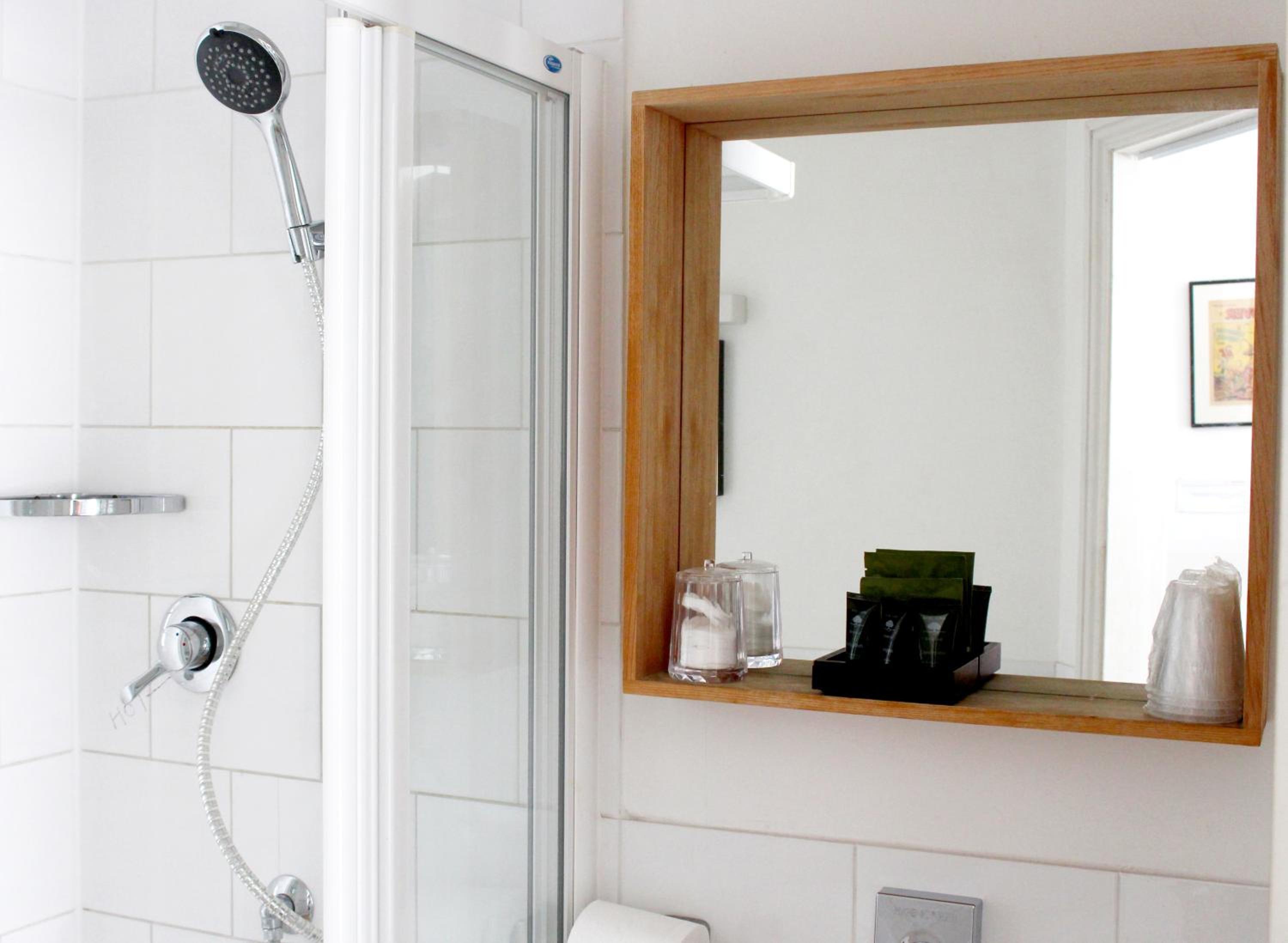 Compact Double Room photo 2